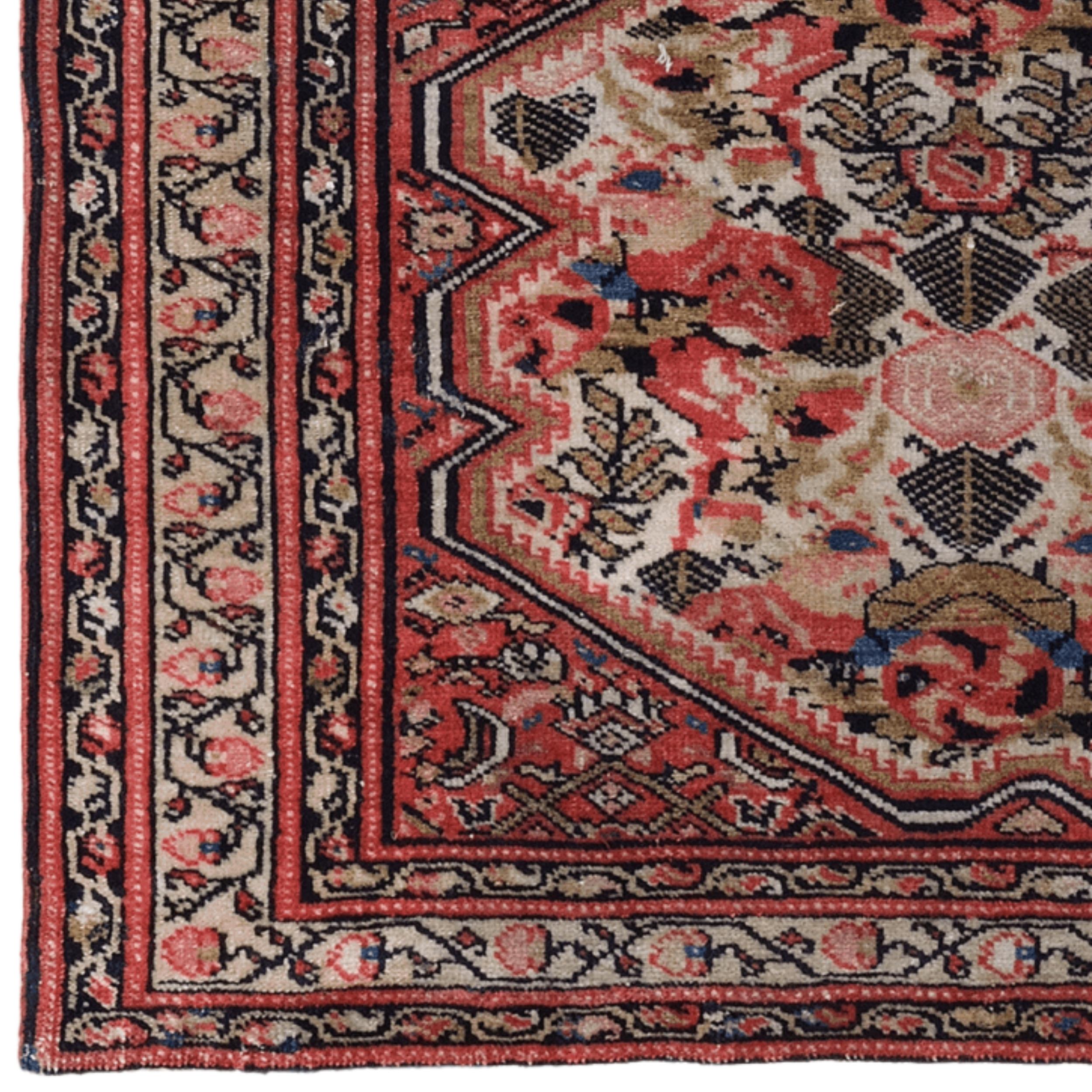 Antico Melayer Bagface

L'antico Melayer, fatto a mano, si distingue per la sua ricca storia e il suo design unico. Questo pezzo speciale è un elegante esempio di tessitura tradizionale persiana, in cui ogni punto porta con sé la storia del passato.