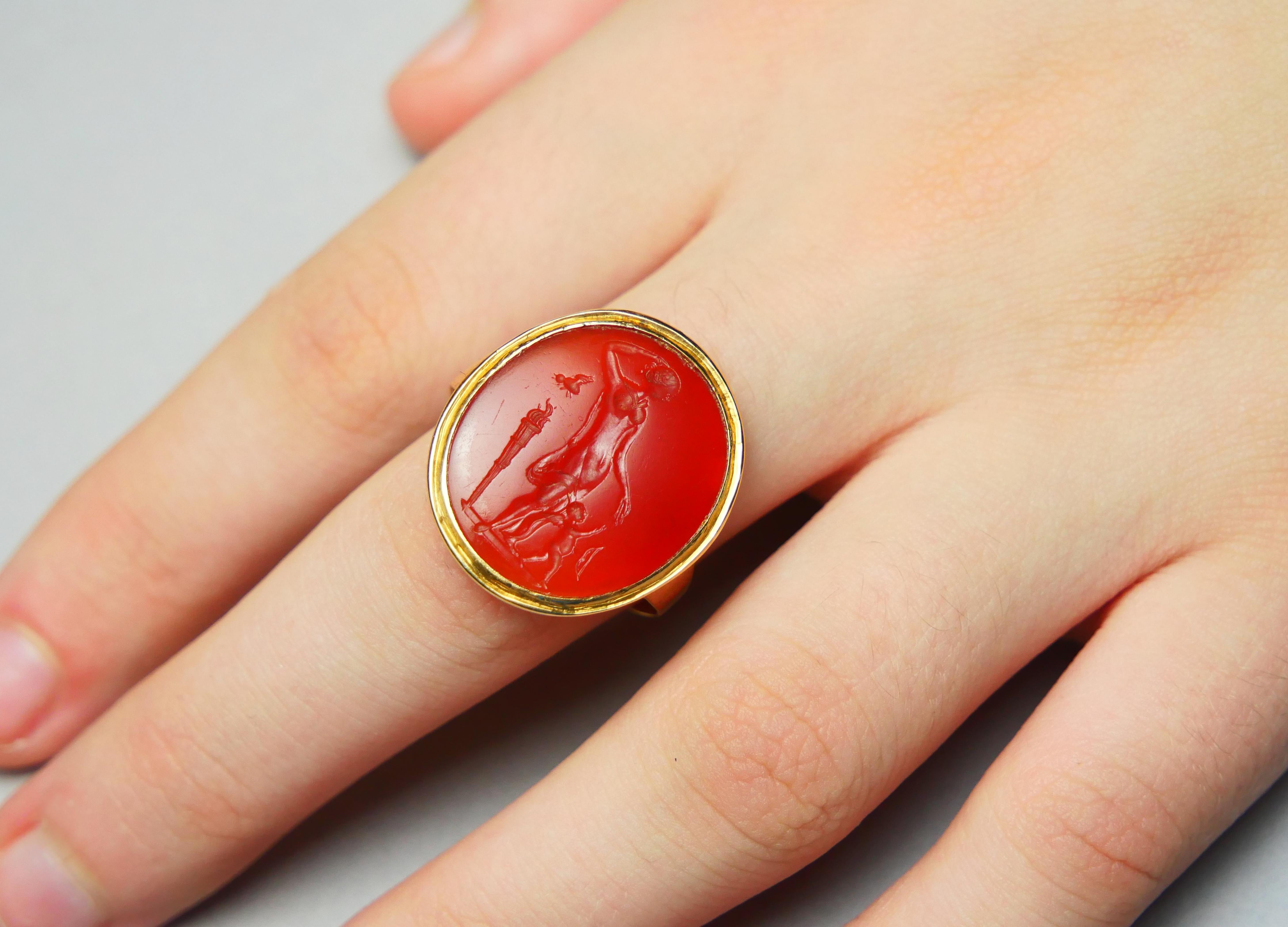 Women's or Men's Antique Melissa Venus Victrix Intaglio Signet Ring Carnelian 18K Gold ØUS8/5.8gr For Sale