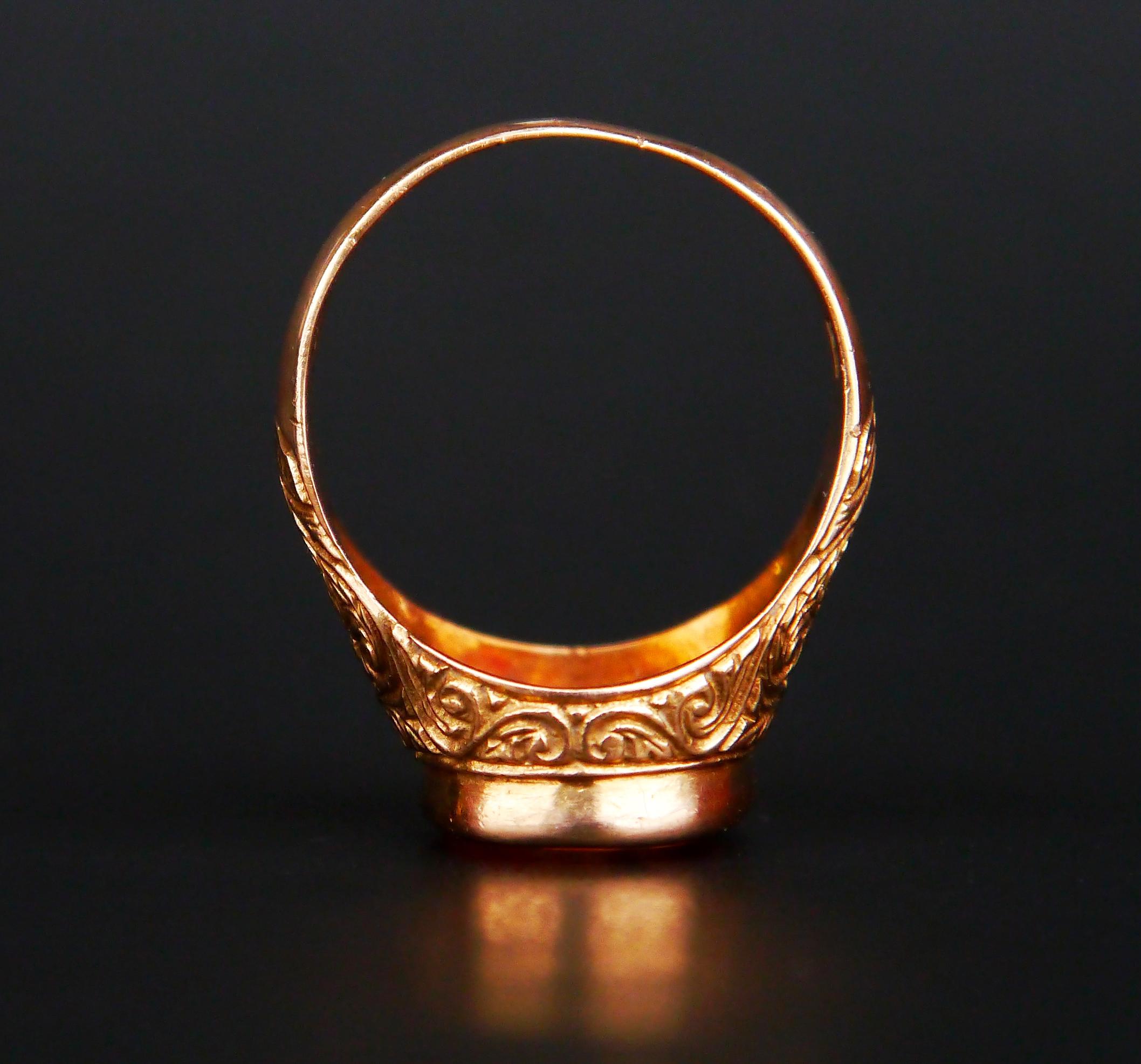 Women's or Men's Antique Men Signet Ring Banded Red Onyx solid 18K Gold ØUS12.25 / 11.5gr For Sale
