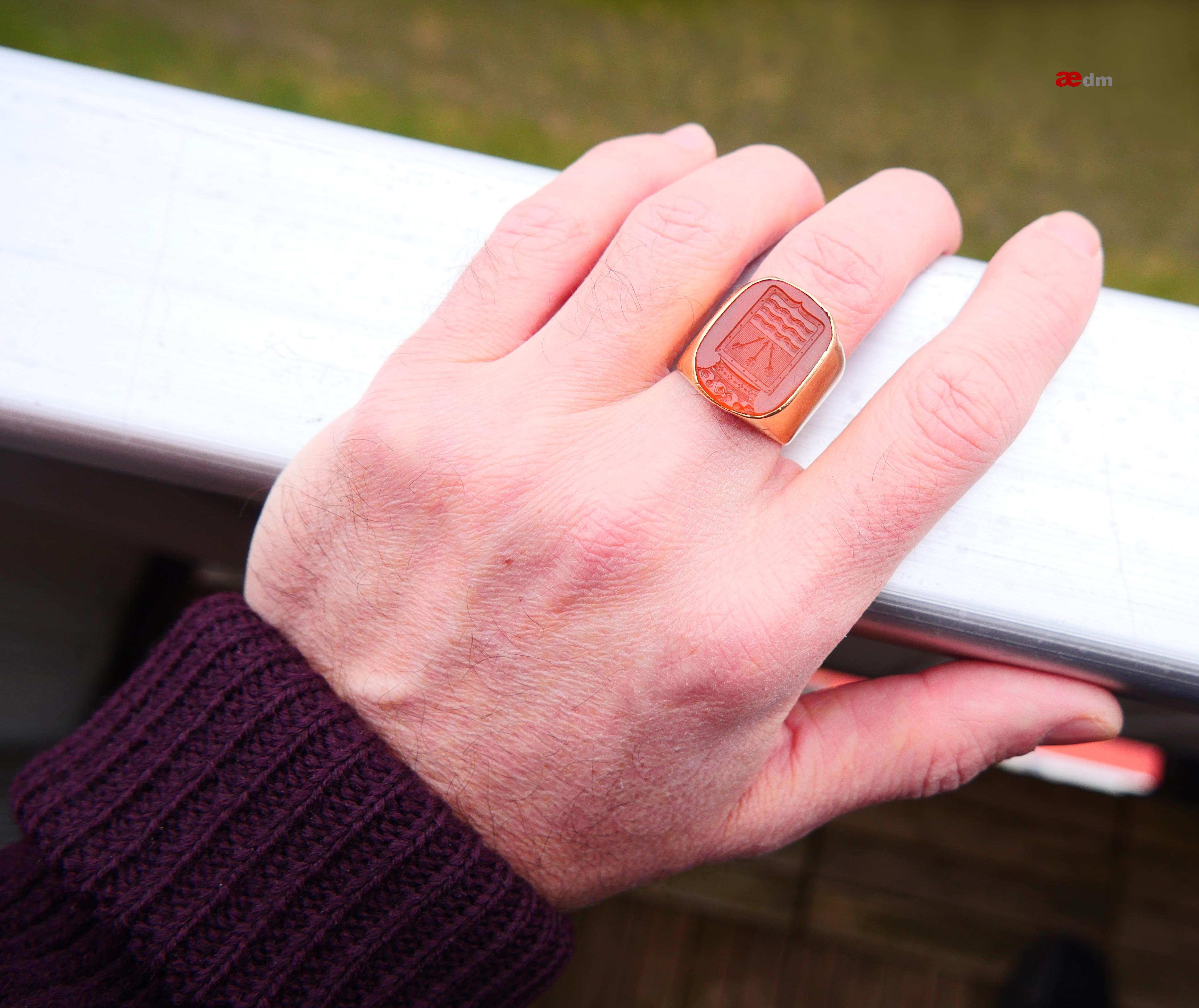 Antique Men von Boltenstern Ring Intaglio Signet 18K Gold Carnelian ØUS9.5/15 gr For Sale 2