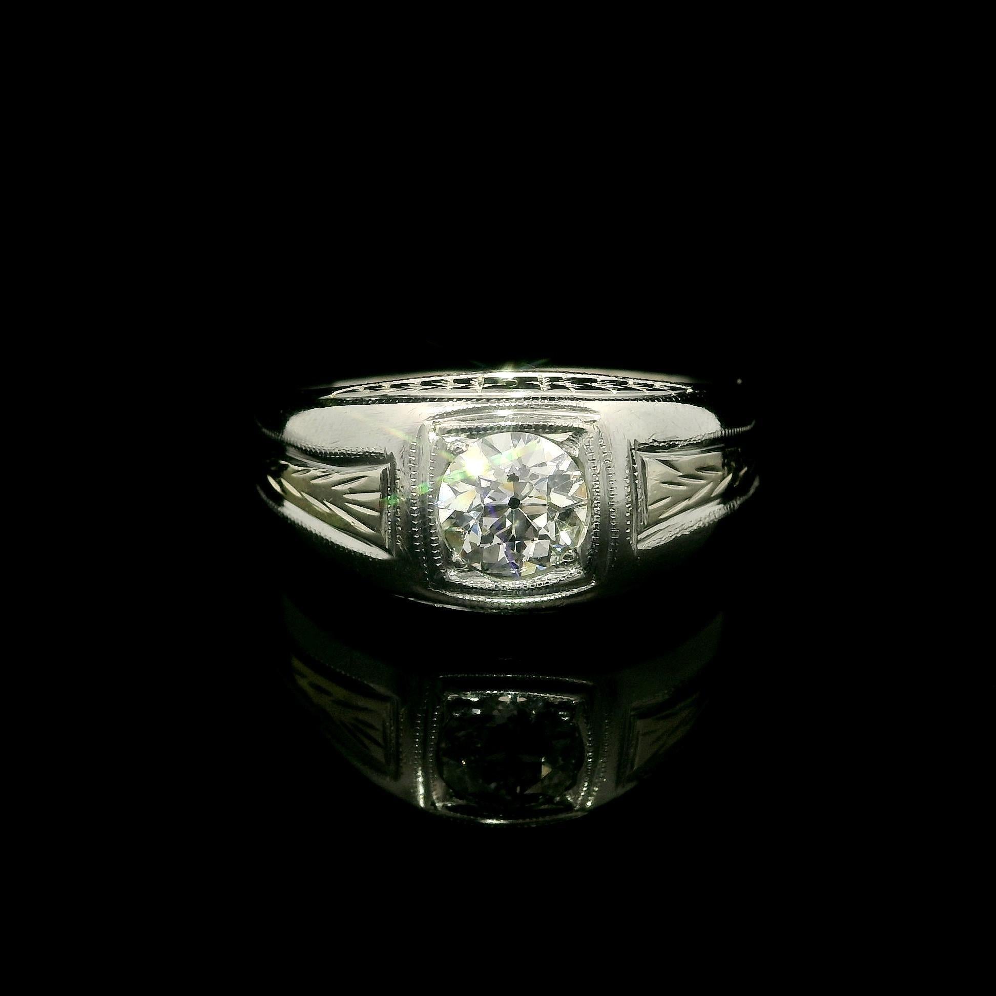 Anillo Solitario Grabado a Mano Antiguo de Oro de 18k para Hombre 0,72ct Diamantes en venta 2