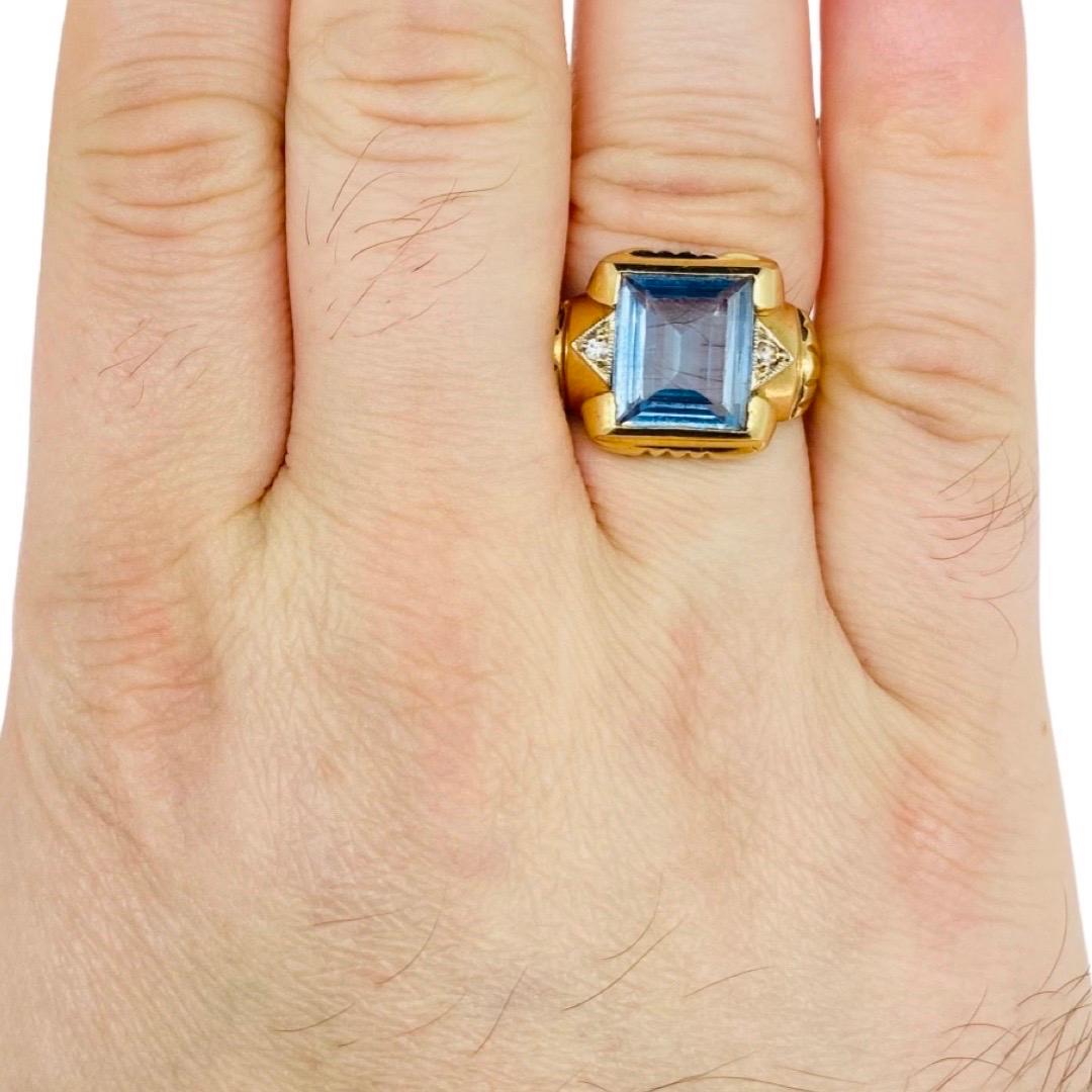 Antique Men’s 4.50 Carat Aquamarine and Diamond Ring. Very impressive ring with makers mark Diamond with the letter C inside. The ring features an Aquamarine gemstone with slight inclusions weighing approx 4.50 carat by formula. The diamonds on the