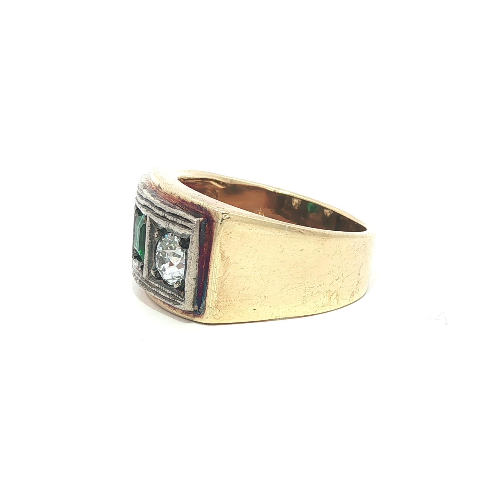 Bague pour homme en or, argent et diamants de taille ancienne à 3 pierres. en vente 1
