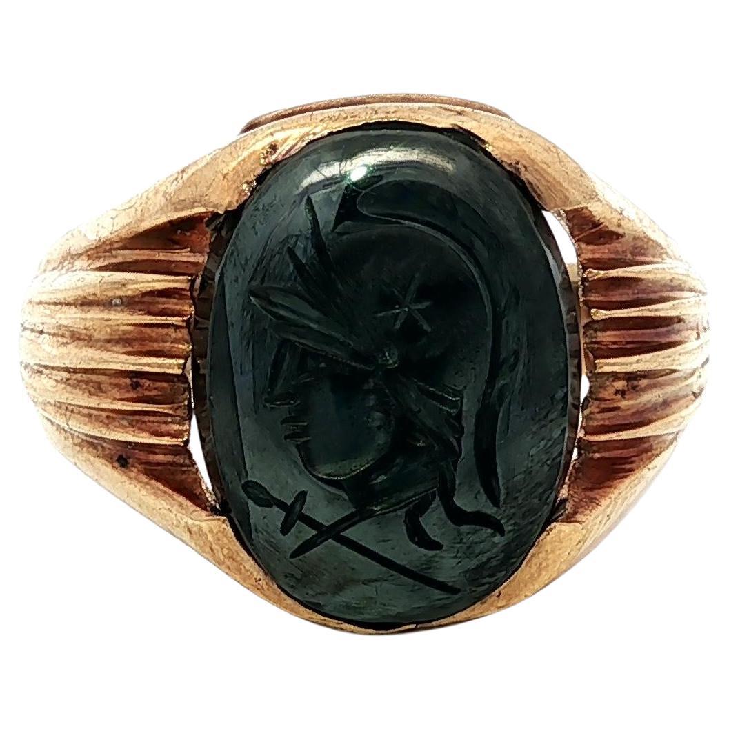 Anello da uomo antico in oro giallo massiccio con incisione ovale e firma in ematite