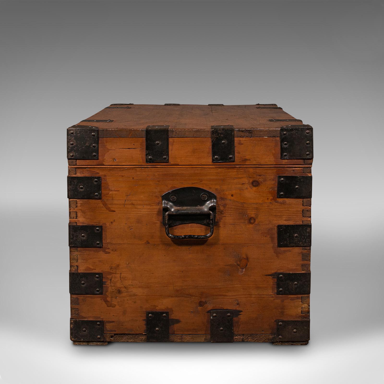 shipping chest
