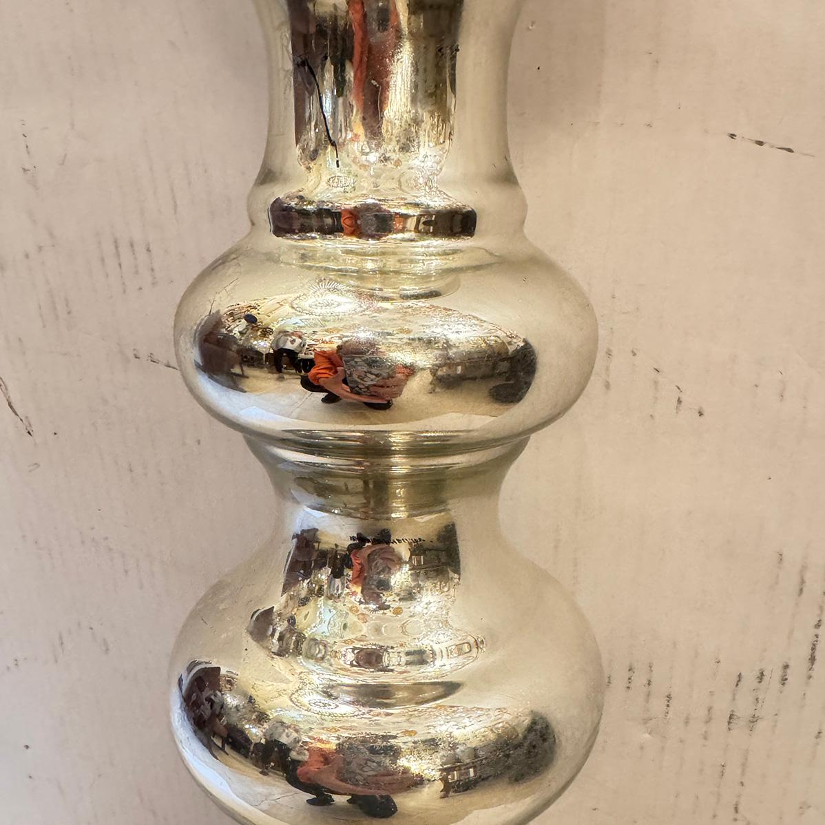 Antique Mercury Glass Lamp Francés en venta