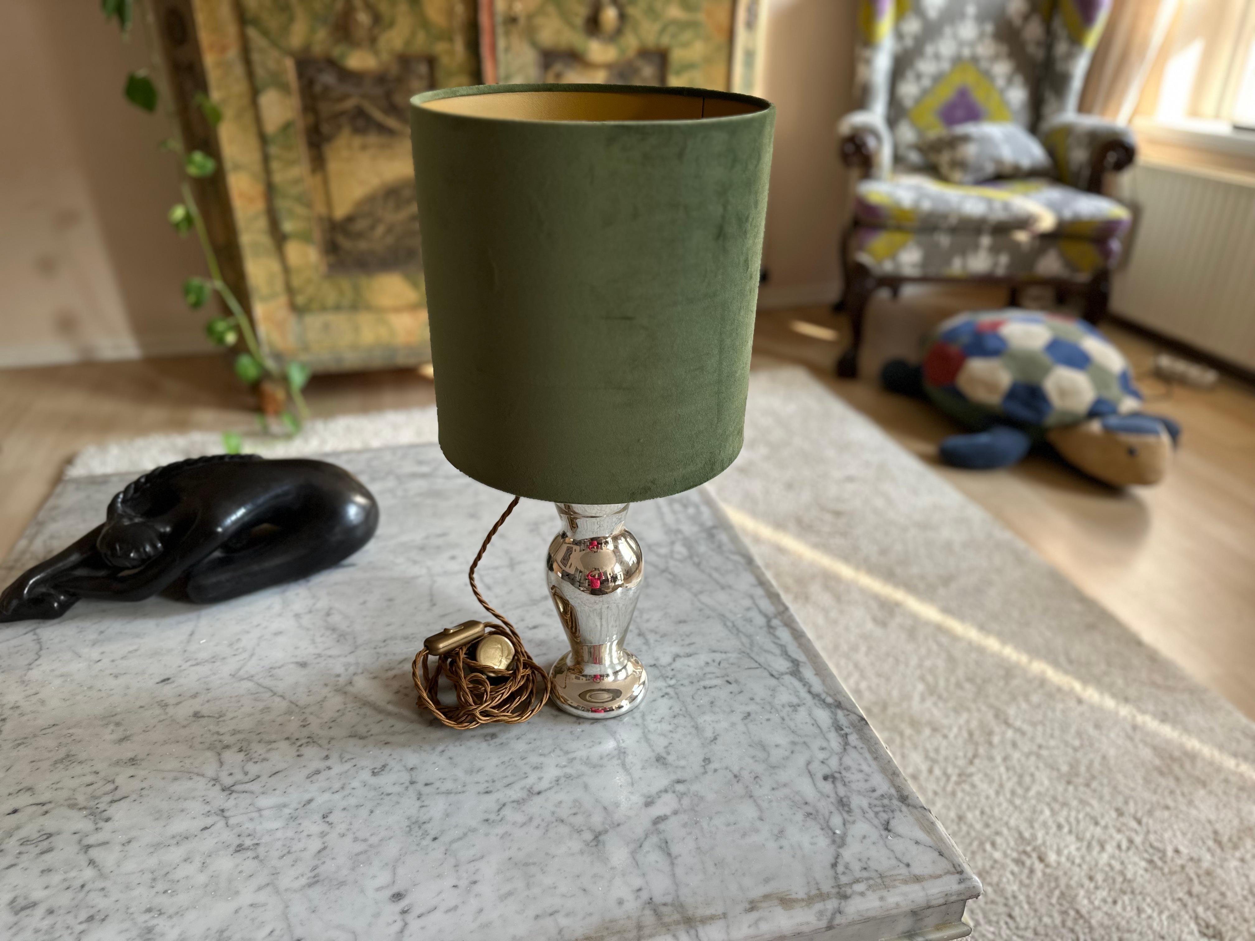 Antique Mercury Glass Table Lamp – Elegant Bauernsilber with Velvet Shade In Good Condition For Sale In Hamburg, DE