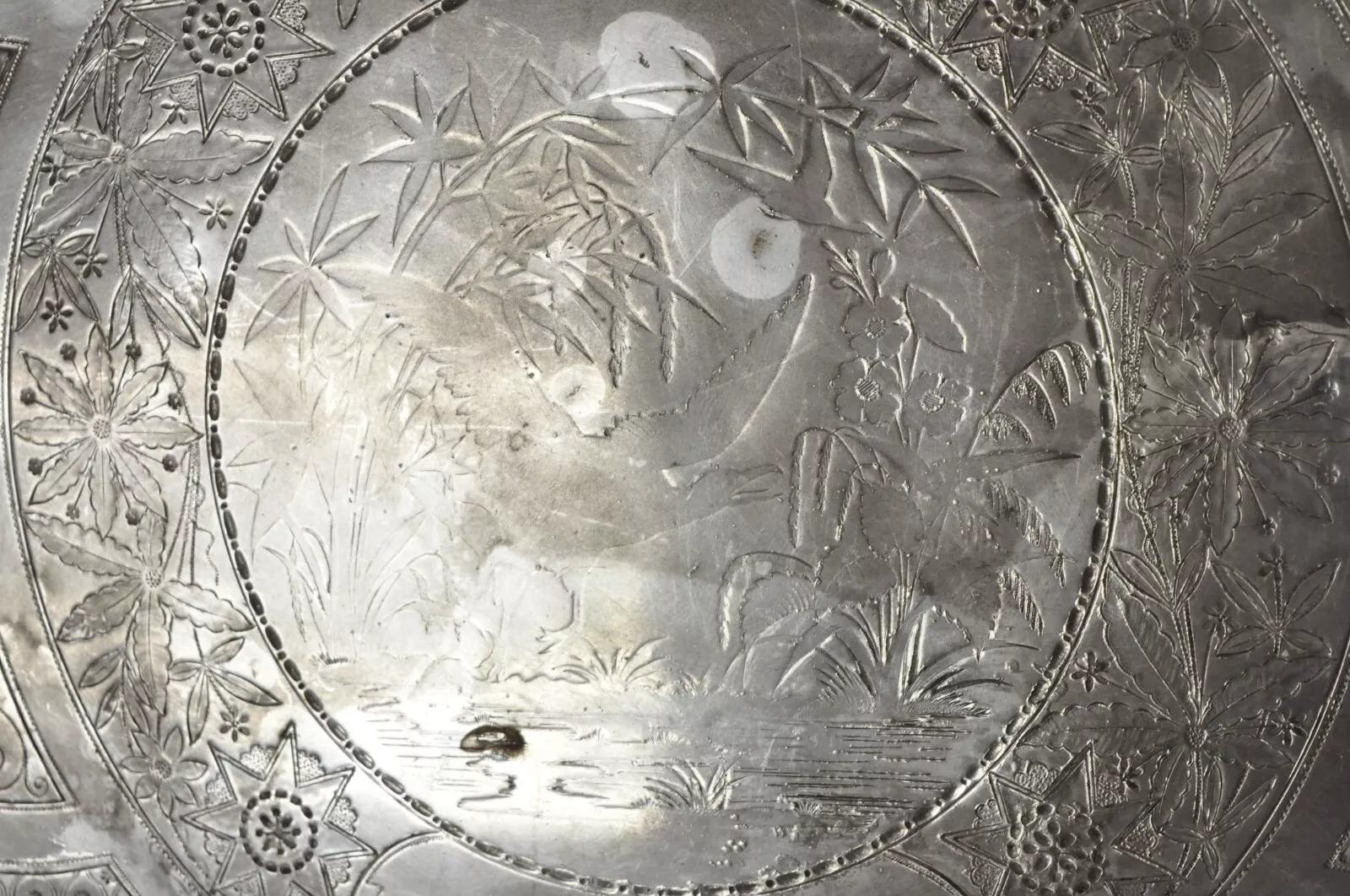 Antiguo Mermod Jaccard & Co Art Nouveau Pájaro Grulla Plateado Bandeja de mayordomo en Bueno estado para la venta en Philadelphia, PA