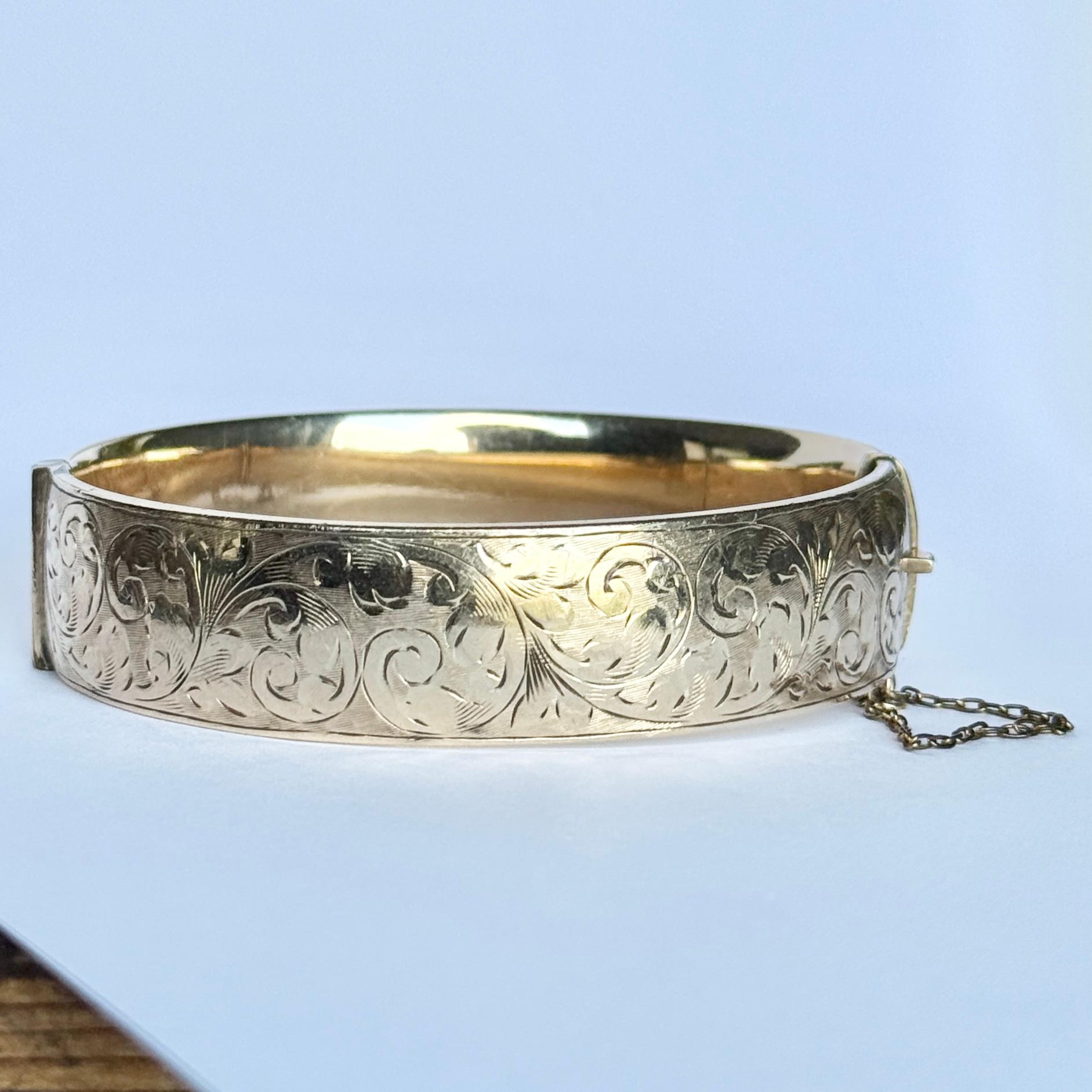 Brazalete grabado con núcleo de metal antiguo en venta 1