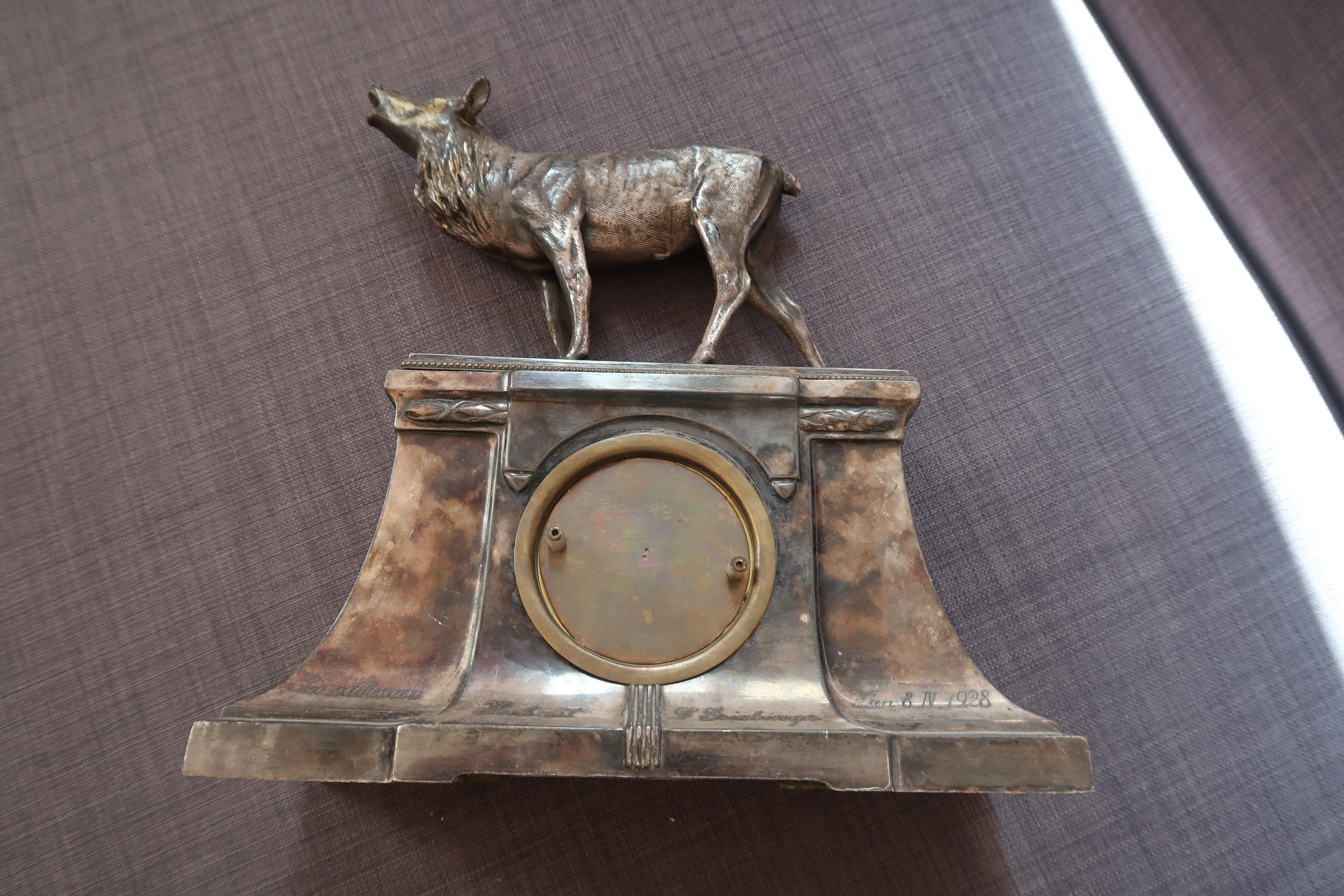 Antique Metal Deer Clock, 12