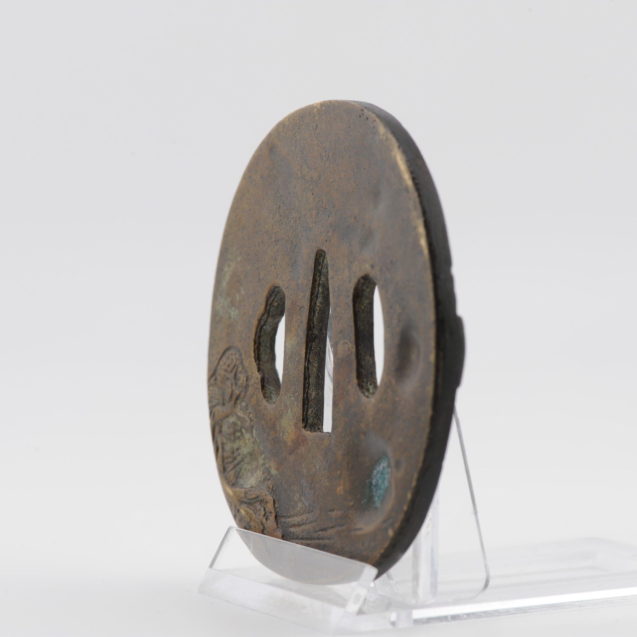 Antico Tsuba Tosogu giapponese in metallo con letterati buddisti in un paesaggio in vendita 4