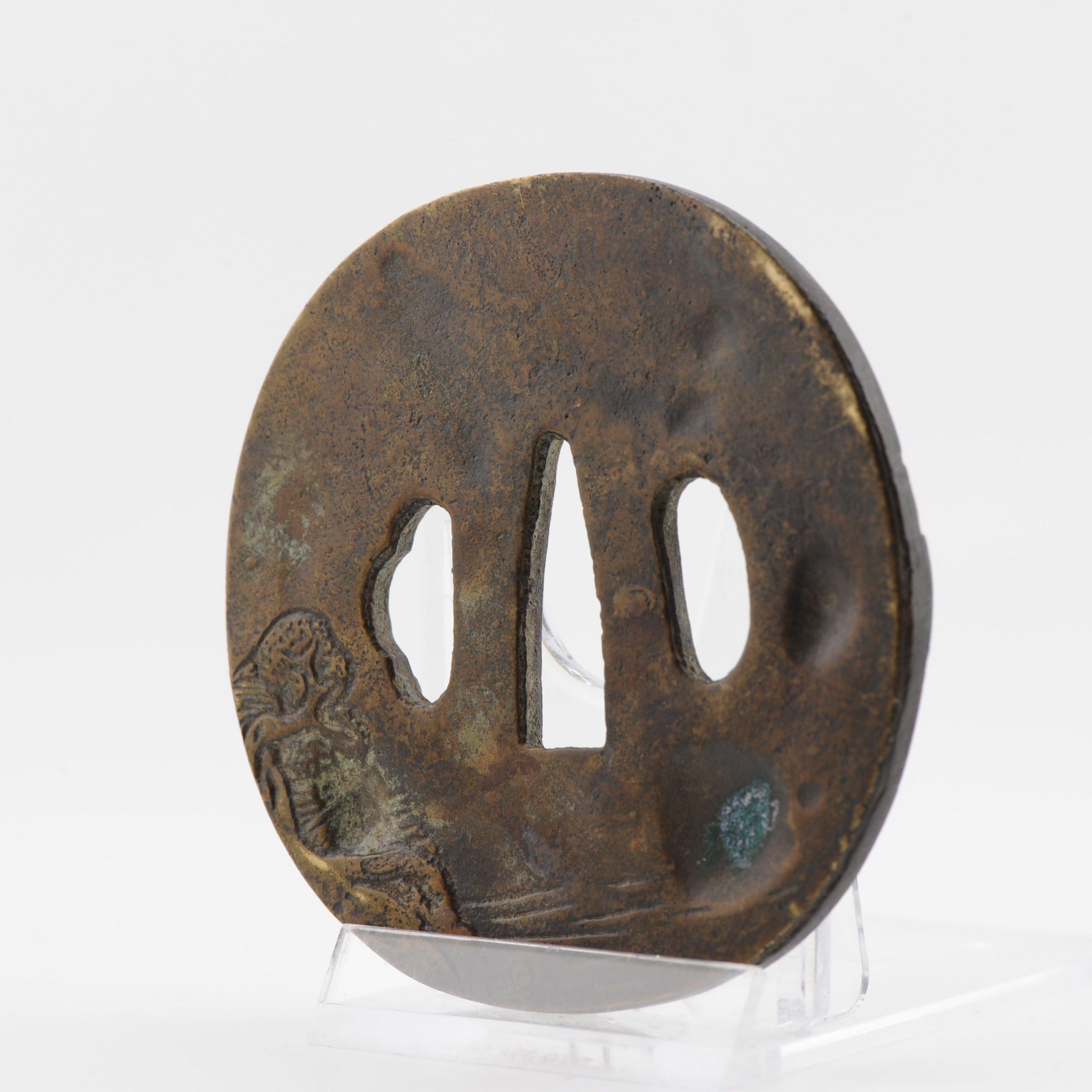 Antico Tsuba Tosogu giapponese in metallo con letterati buddisti in un paesaggio in vendita 5