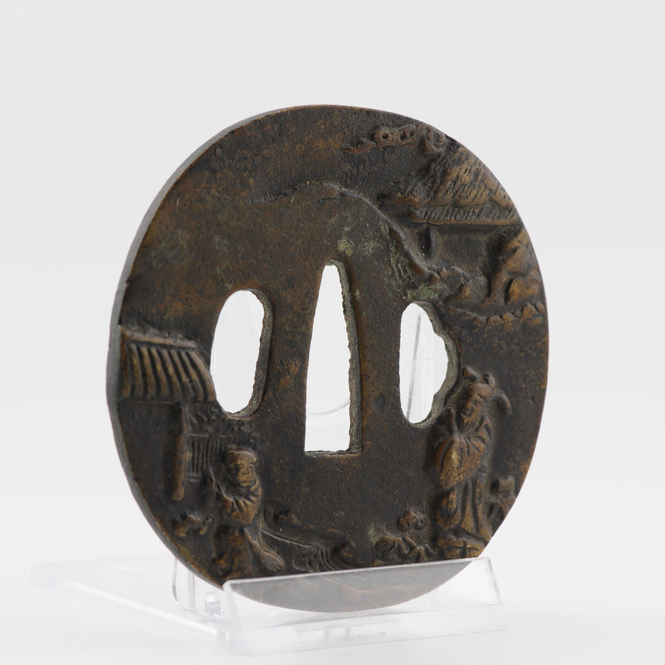 Antico Tsuba Tosogu giapponese in metallo con letterati buddisti in un paesaggio in vendita 1