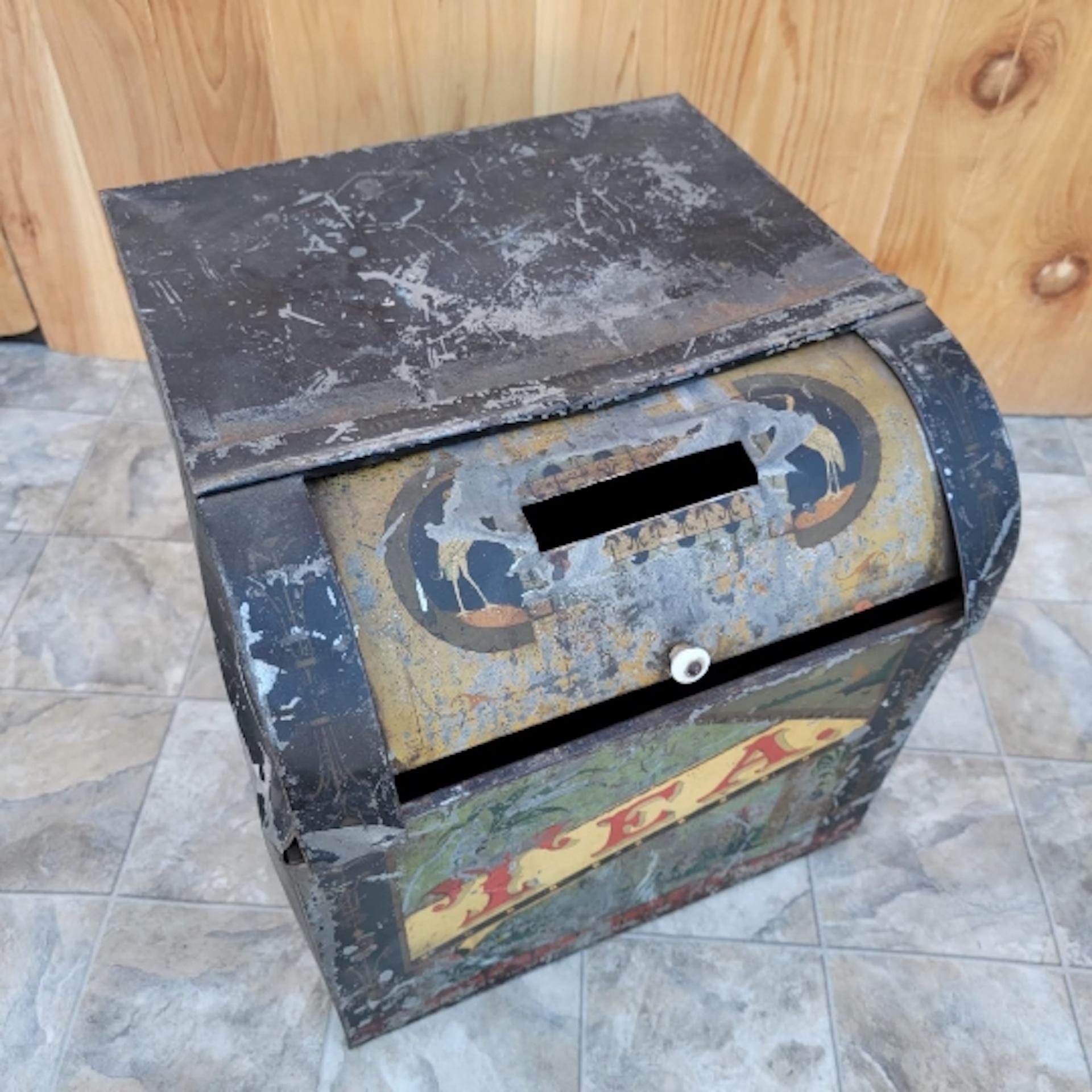 American Antique Metal Large Tea Tin for General and County Stores For Sale