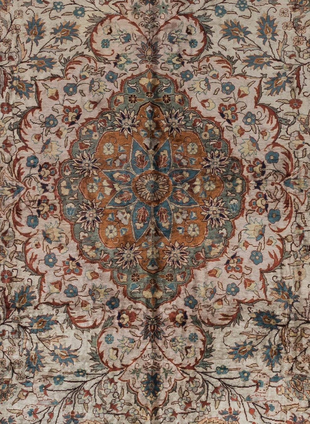 Pristine and finely woven antique metallic Kayseri silk carpet from the 1940s Turkey measuring: 7.2 x 10.3 ft.

Provence:
Christie's Auction House, New York, NY.