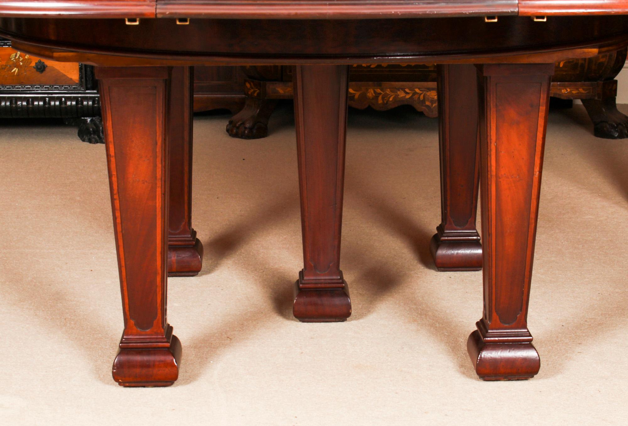 Antique Metamorphic Mahogany Jupe Dining Table & 12 Chairs, 19th C 5
