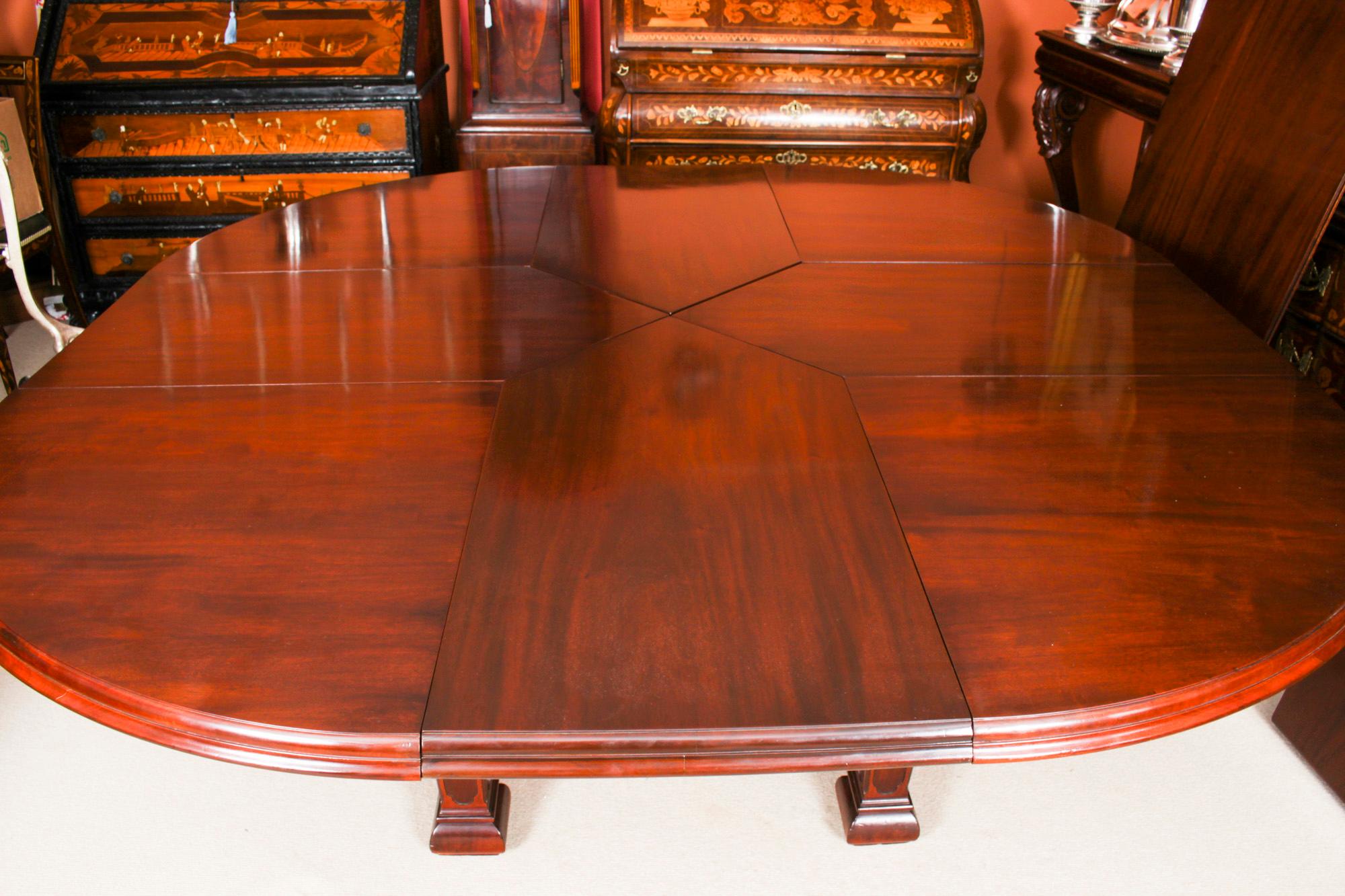 Antique Metamorphic Mahogany Jupe Dining Table & 12 Chairs, 19th C 6