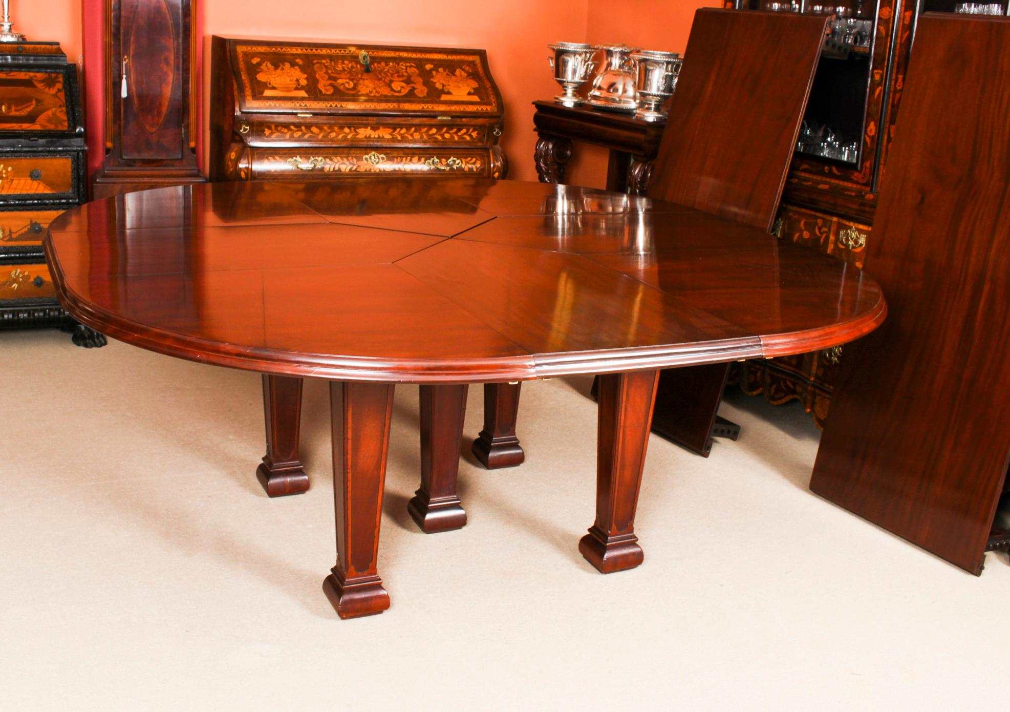 Antique Metamorphic Mahogany Jupe Dining Table & 12 Chairs, 19th C In Good Condition In London, GB