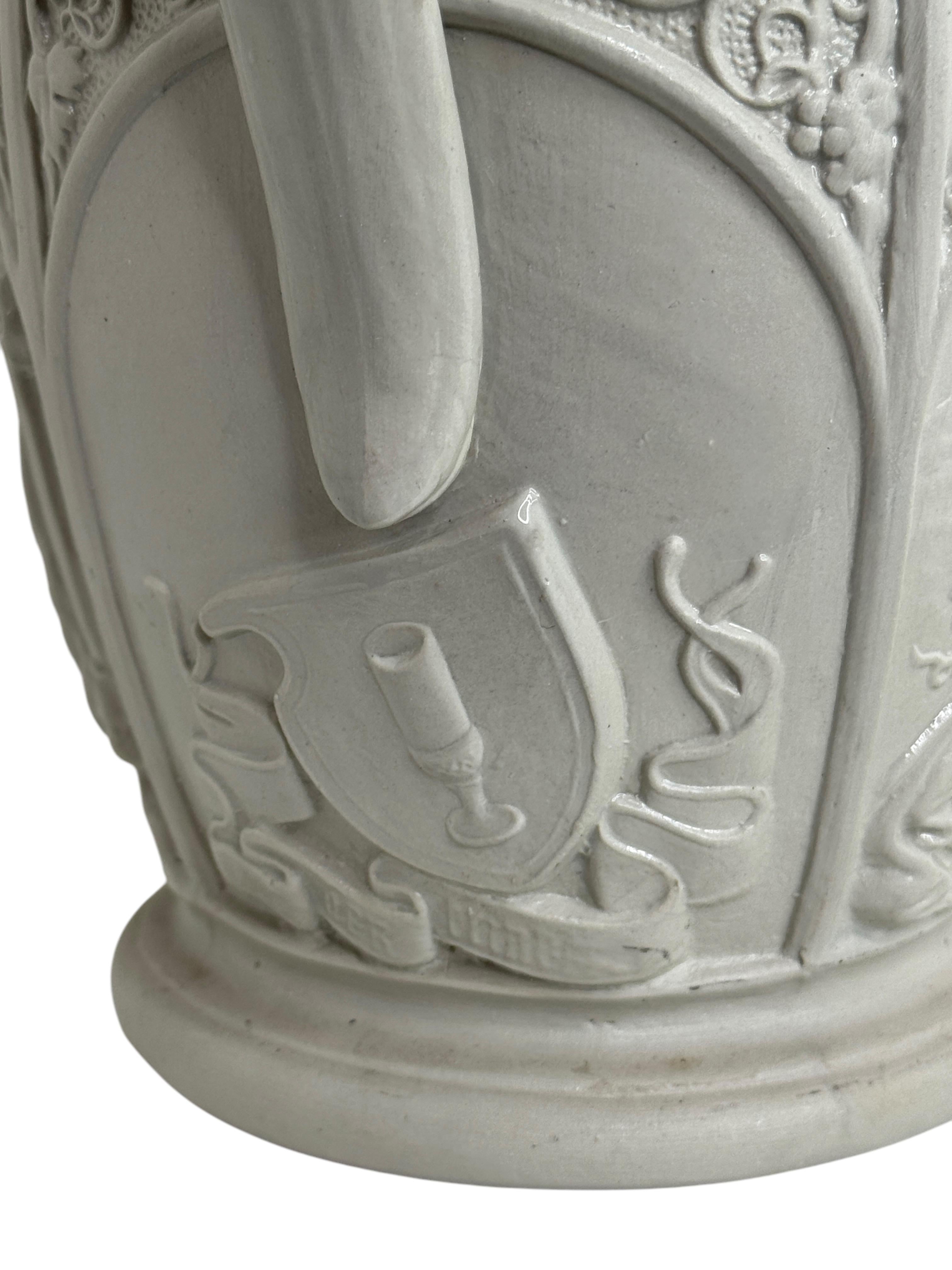 Jarra de Cerveza o Vid Antigua Mettlach Alemana Villeroy & Boch Tapa de Peltre Cerámica en venta 3