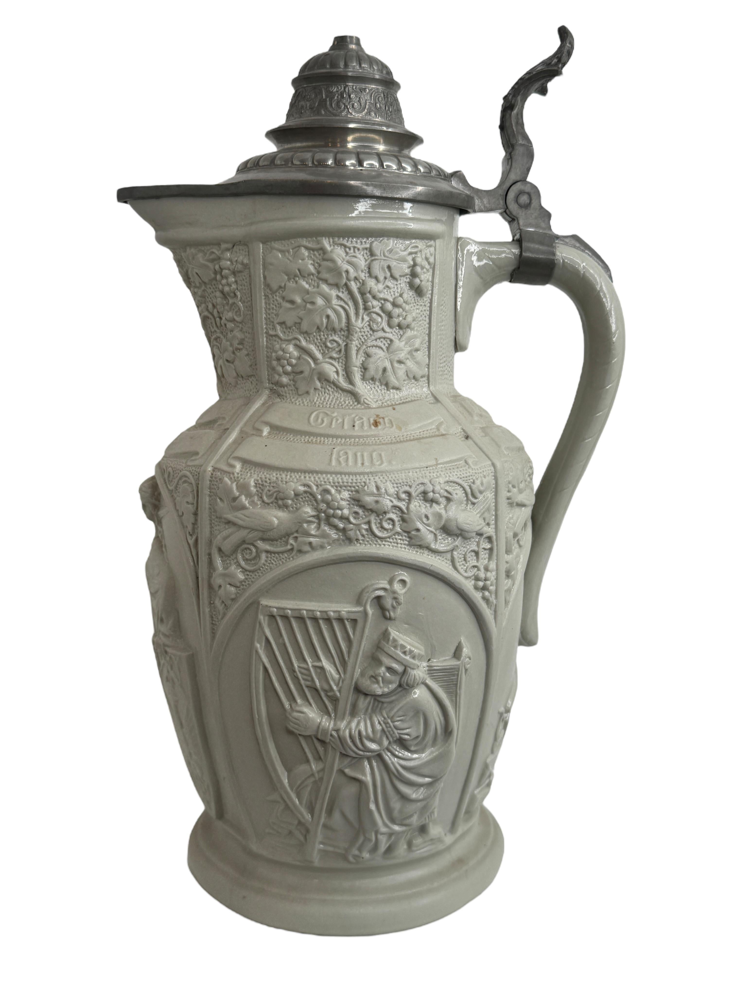 Jarra de Cerveza o Vid Antigua Mettlach Alemana Villeroy & Boch Tapa de Peltre Cerámica Alemán en venta