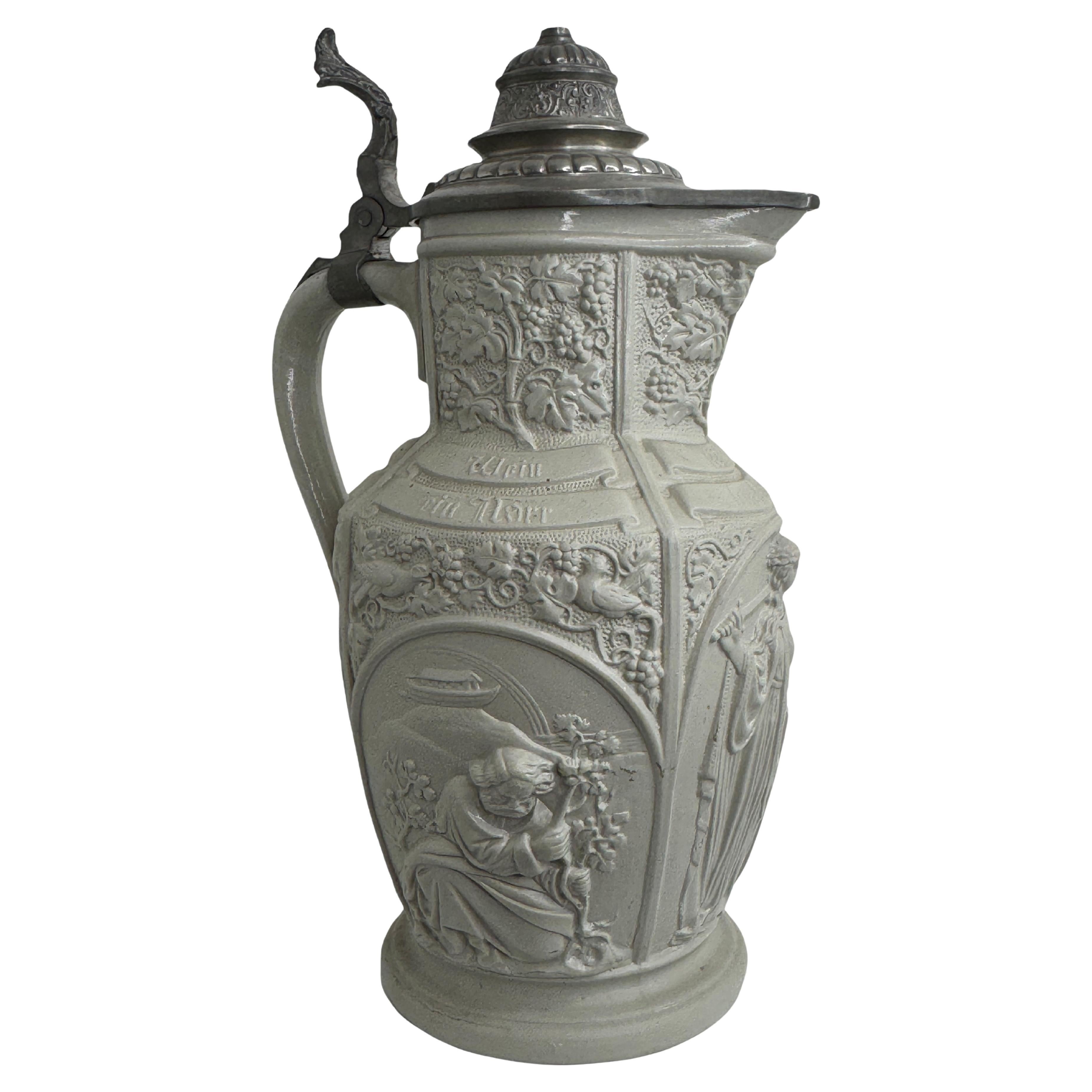 Antico Mettlach tedesco Villeroy & Boch Brocca di birra o di vite in ceramica con coperchio in peltro
