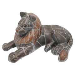 Sculpture mexicaine ancienne de lion en laiton et cuivre
