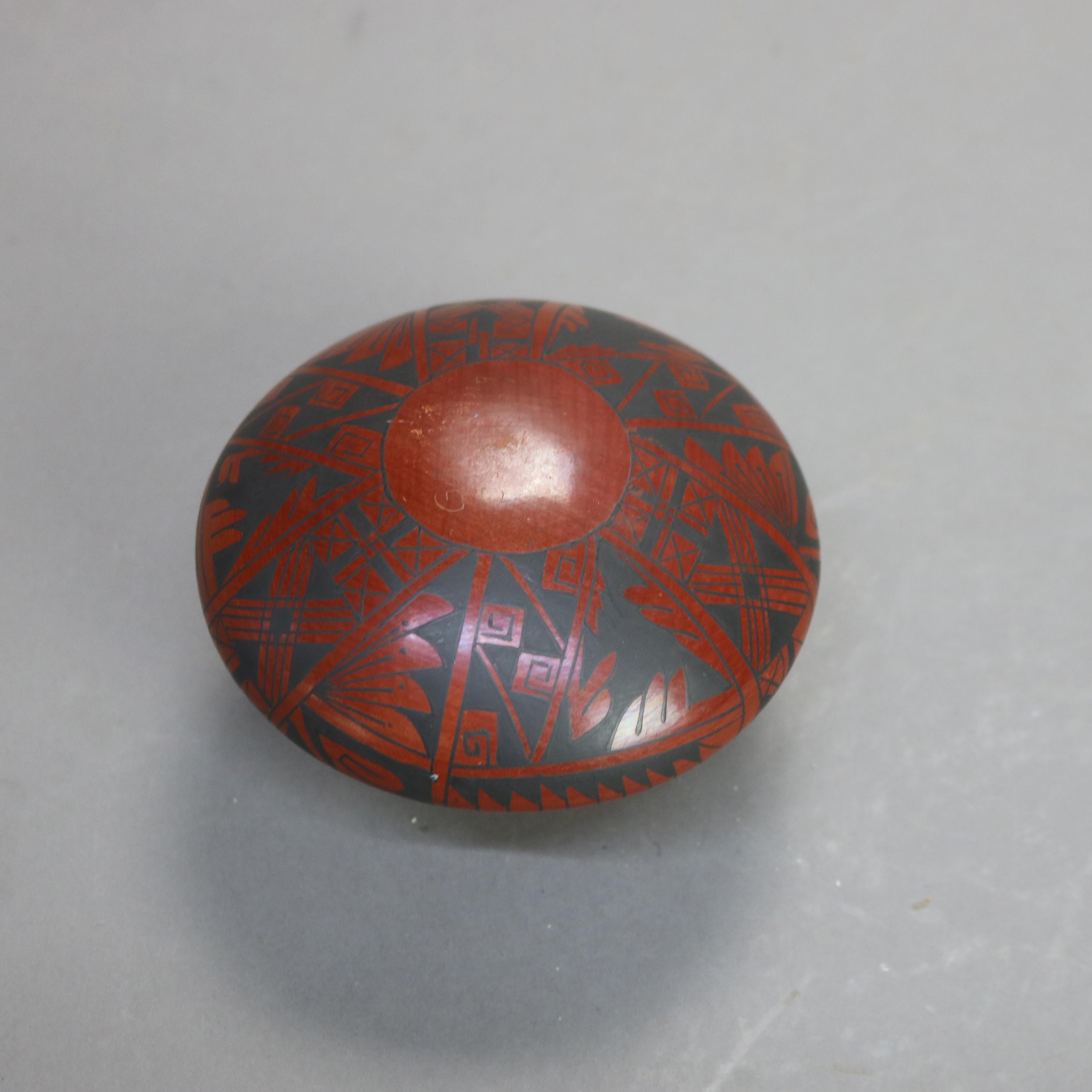 Antique Mexican Casa Grandes Pottery Vase C1920 In Good Condition For Sale In Big Flats, NY