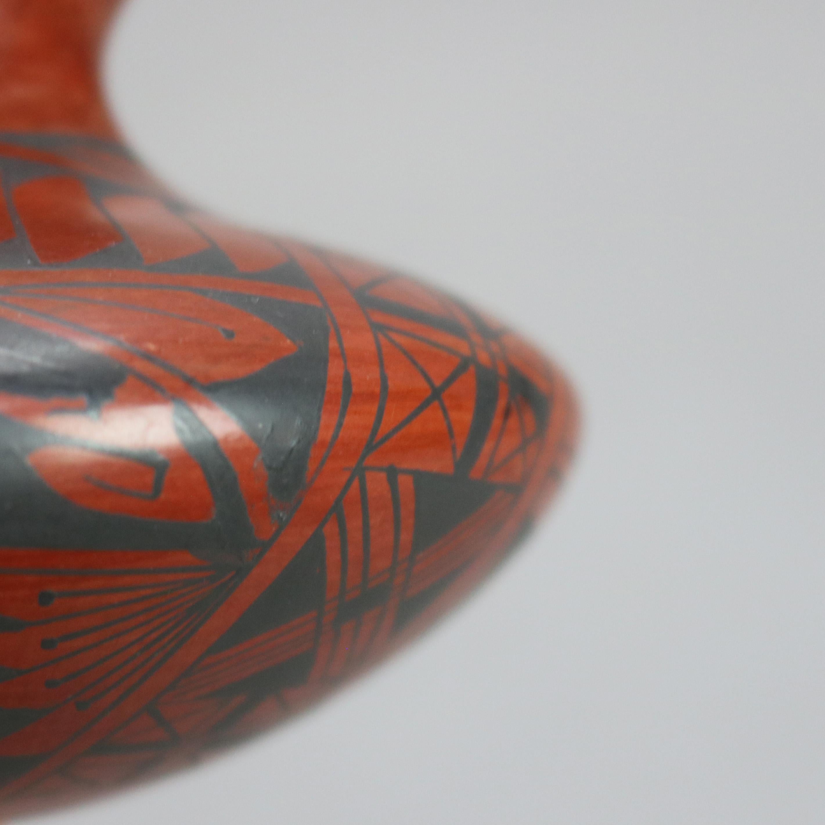20th Century Antique Mexican Casa Grandes Pottery Vase C1920 For Sale