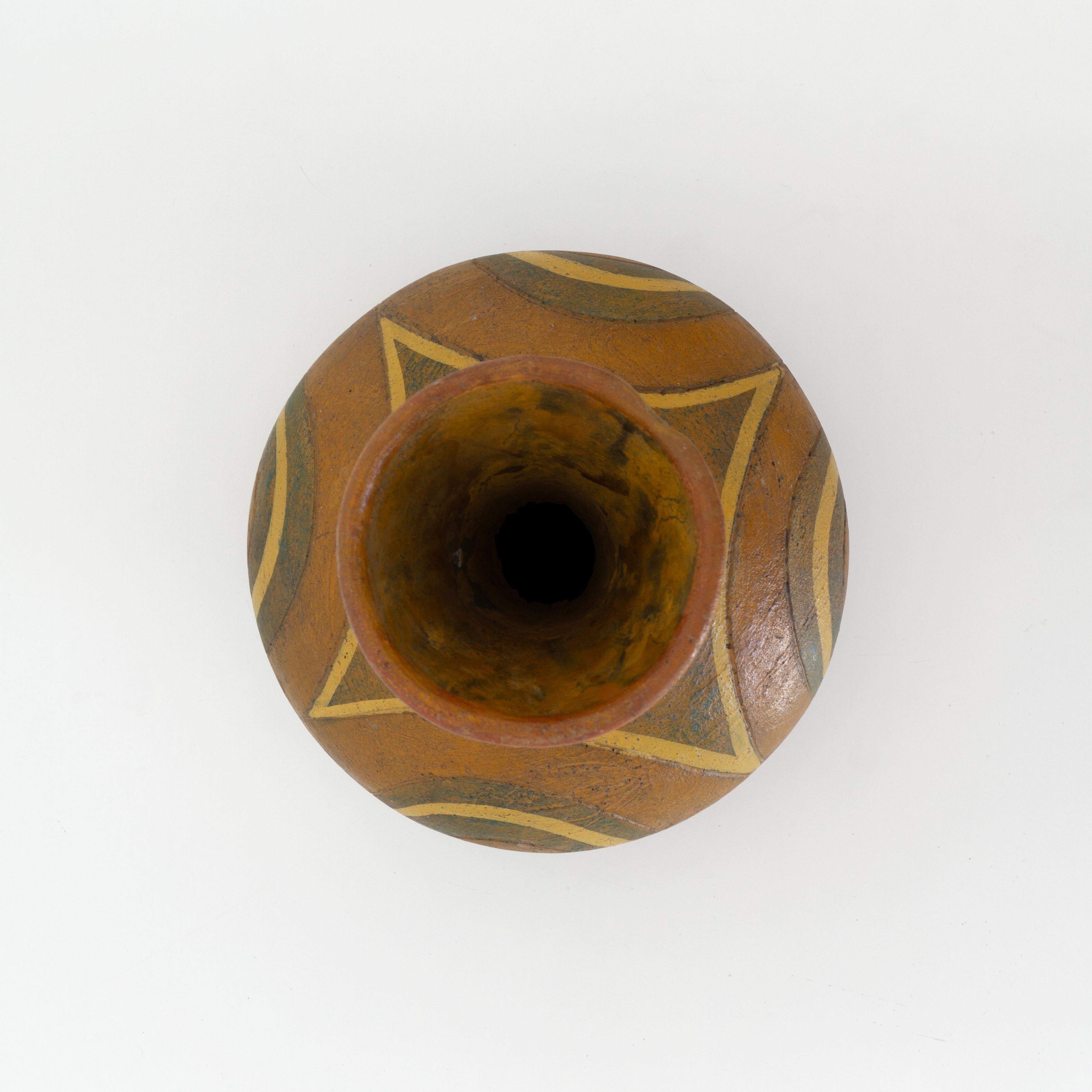 Contemporary Antique Mexican Clay Vase. Álvaro. XX Century. Herencias Collection For Sale