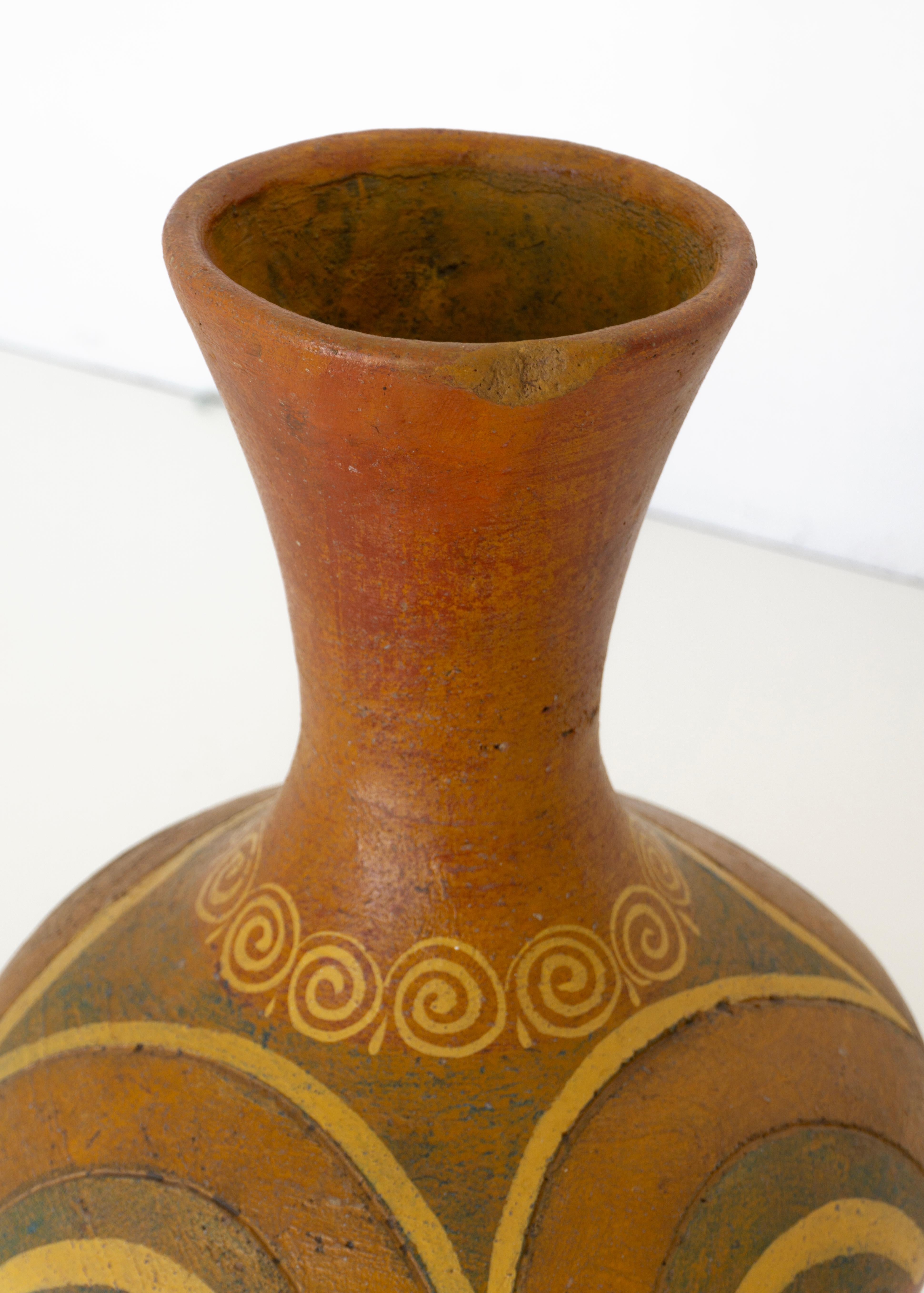 Antique Mexican Clay Vase. Álvaro. XX Century. Herencias Collection For Sale 1
