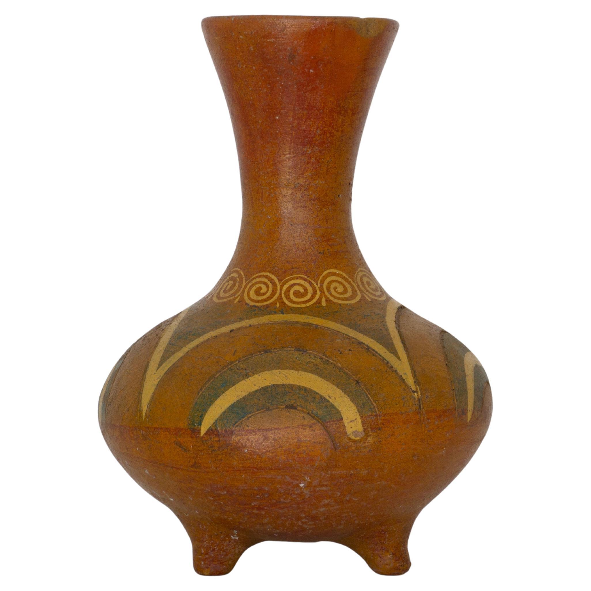 Vase ancien en terre mexicaine. Álvaro. XXème siècle. The Collective
