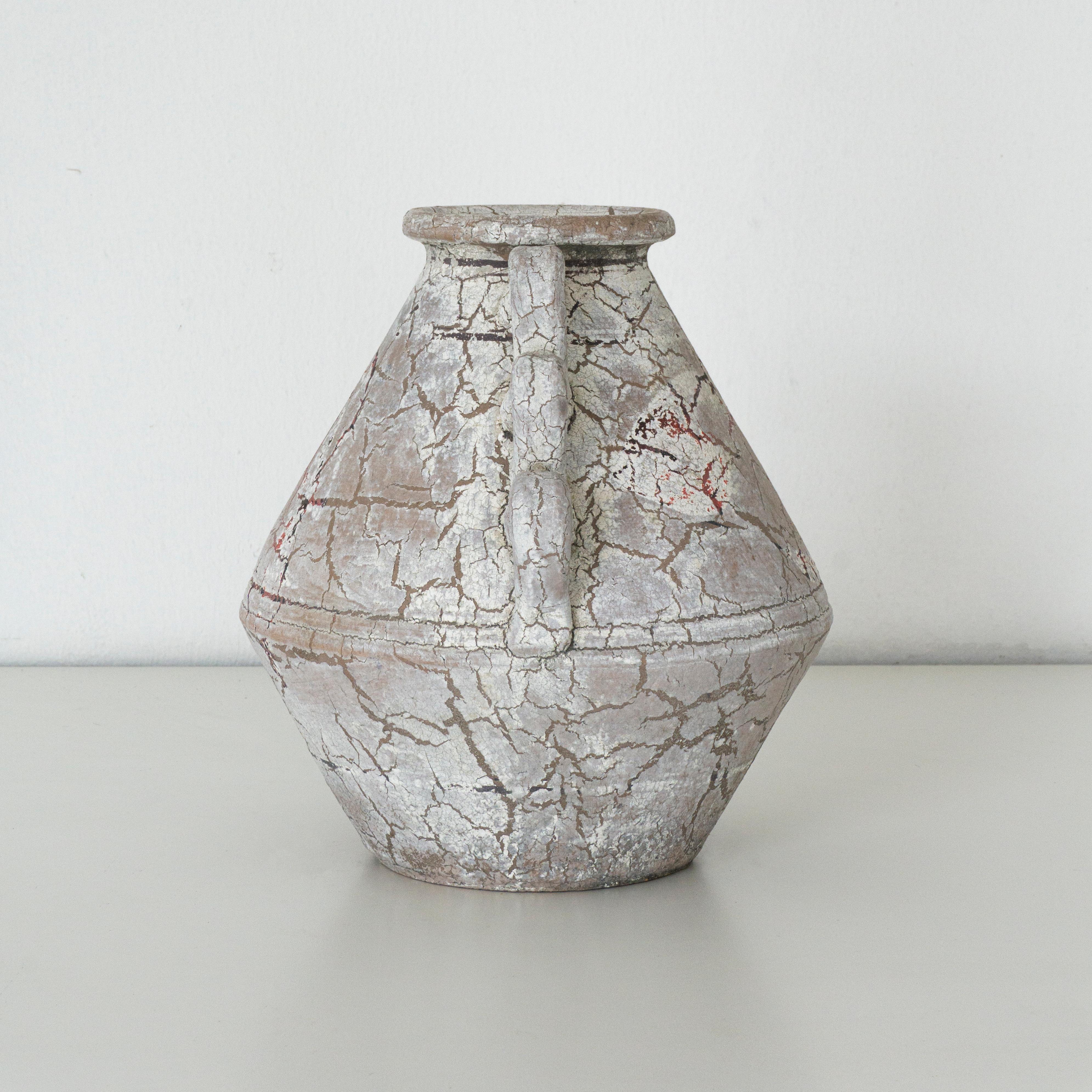 Antique Mexican Clay Vase. Perla. XX Century. Herencias Collection. In Good Condition For Sale In Guadalajara, MX