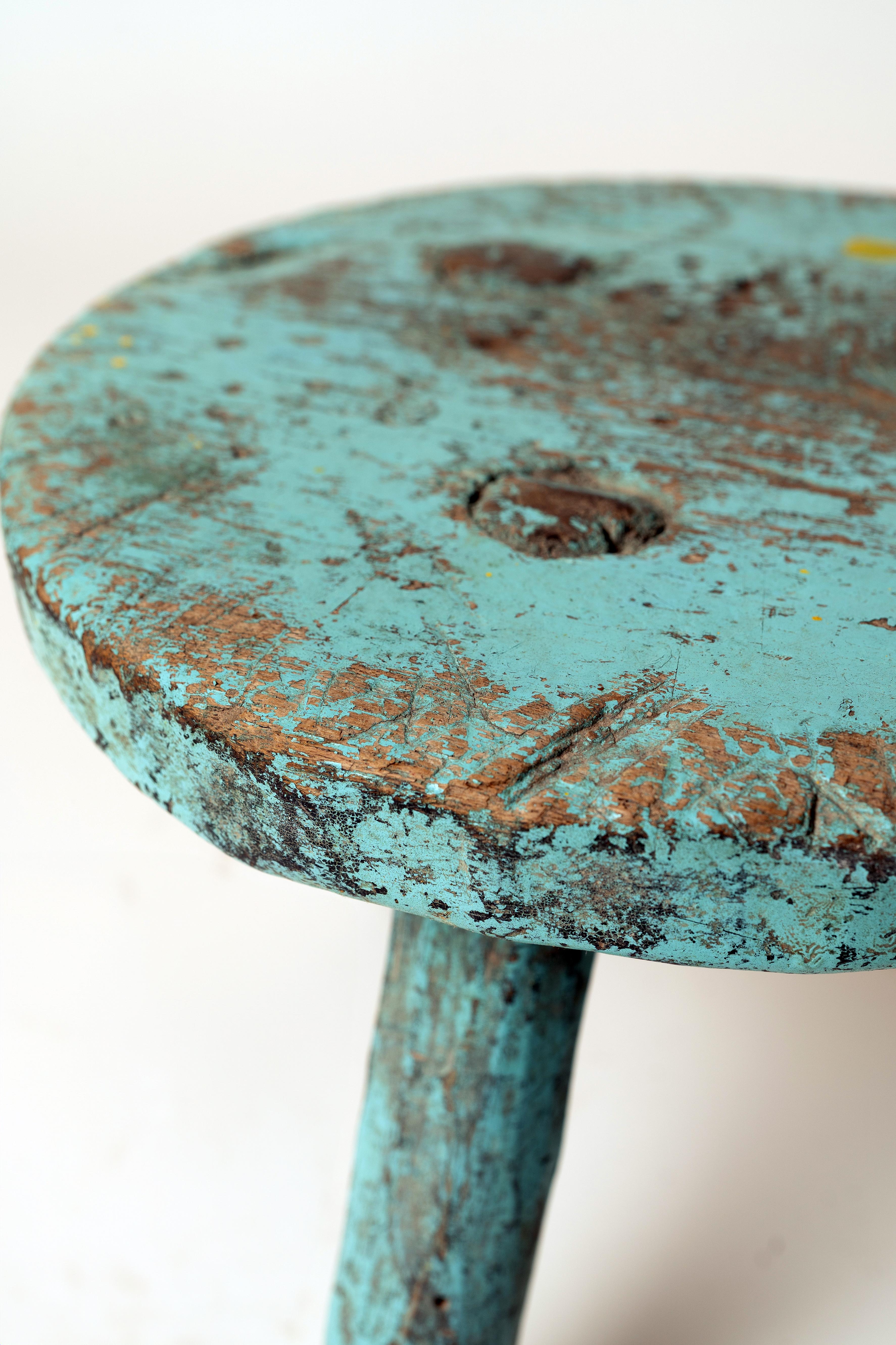 XIXe siècle Ancien tabouret de ferme mexicain en bois de mesquite pour la traite des vaches en vente