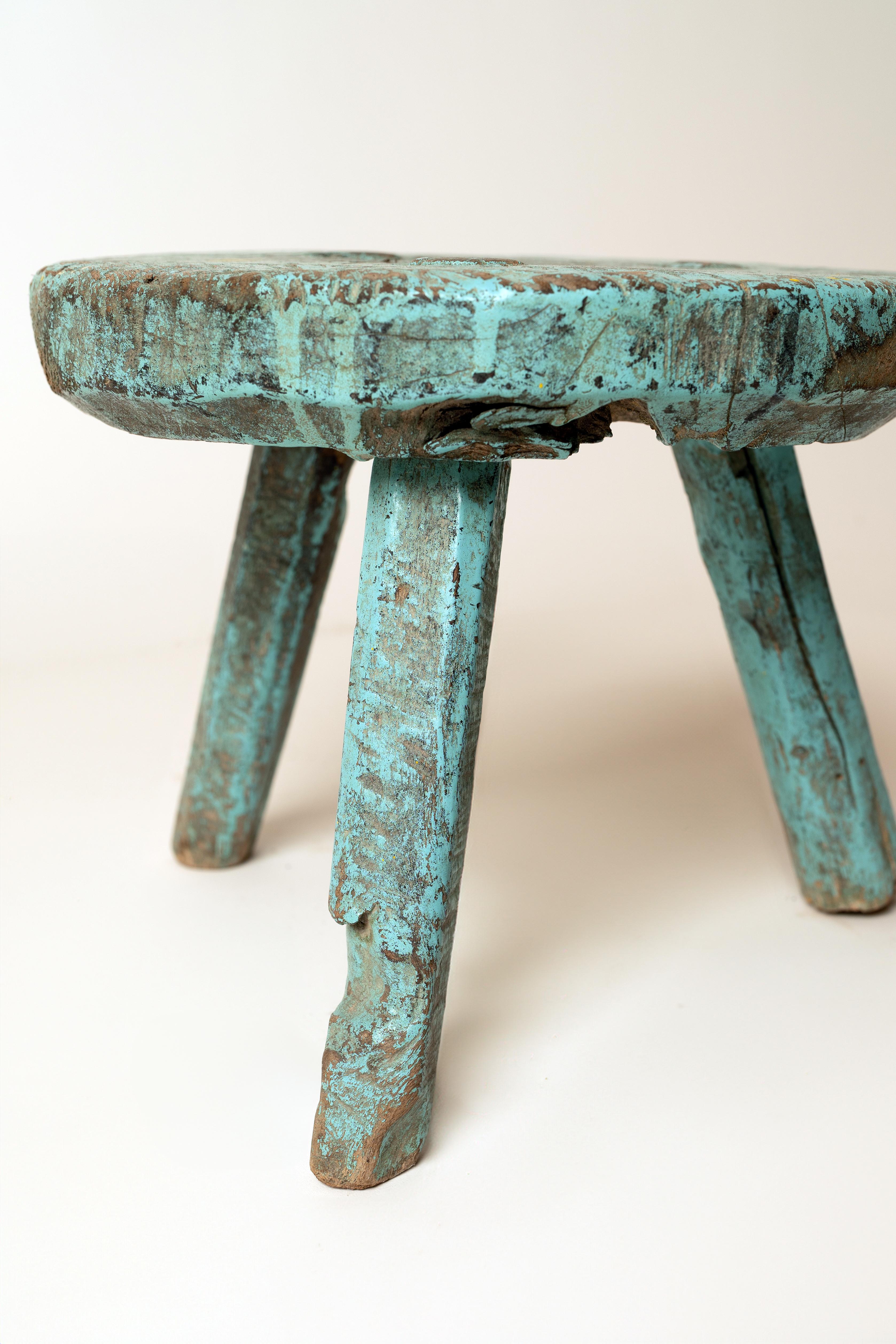 Bois Ancien tabouret de ferme mexicain en bois de mesquite pour la traite des vaches en vente