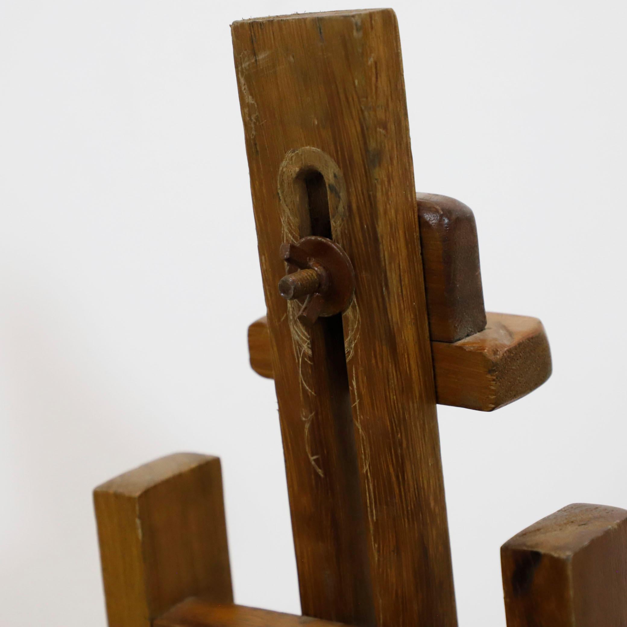 Industriel Chevalet d'artiste ancien en Wood Wood mexicain en vente