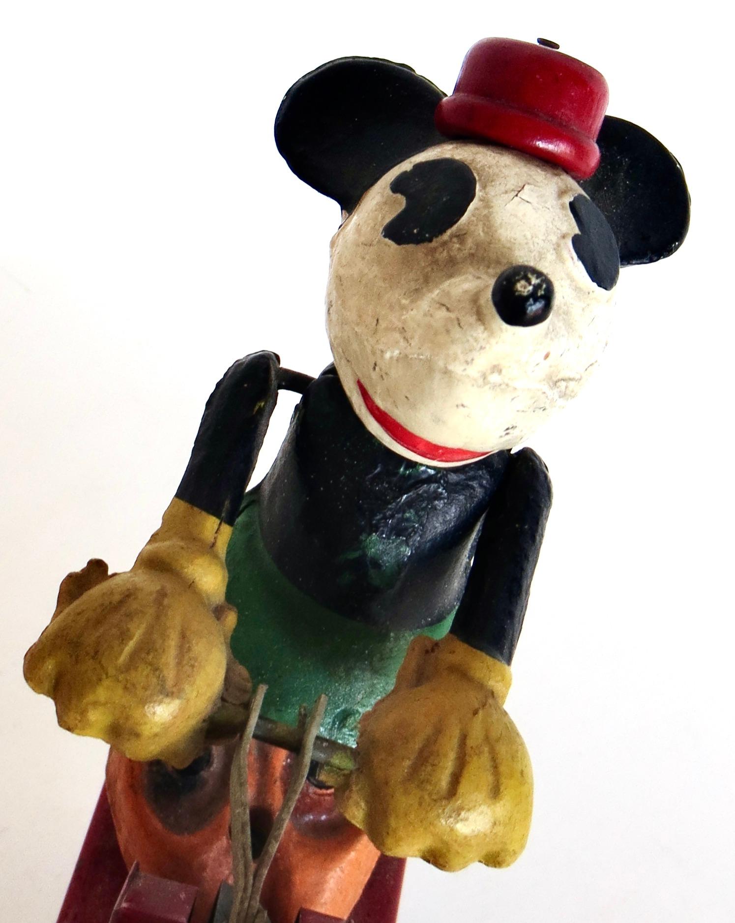 Antique Mickey Mouse & Minnie Mouse Train Hand Car by Disney & Lionel Circa 1934 For Sale 2
