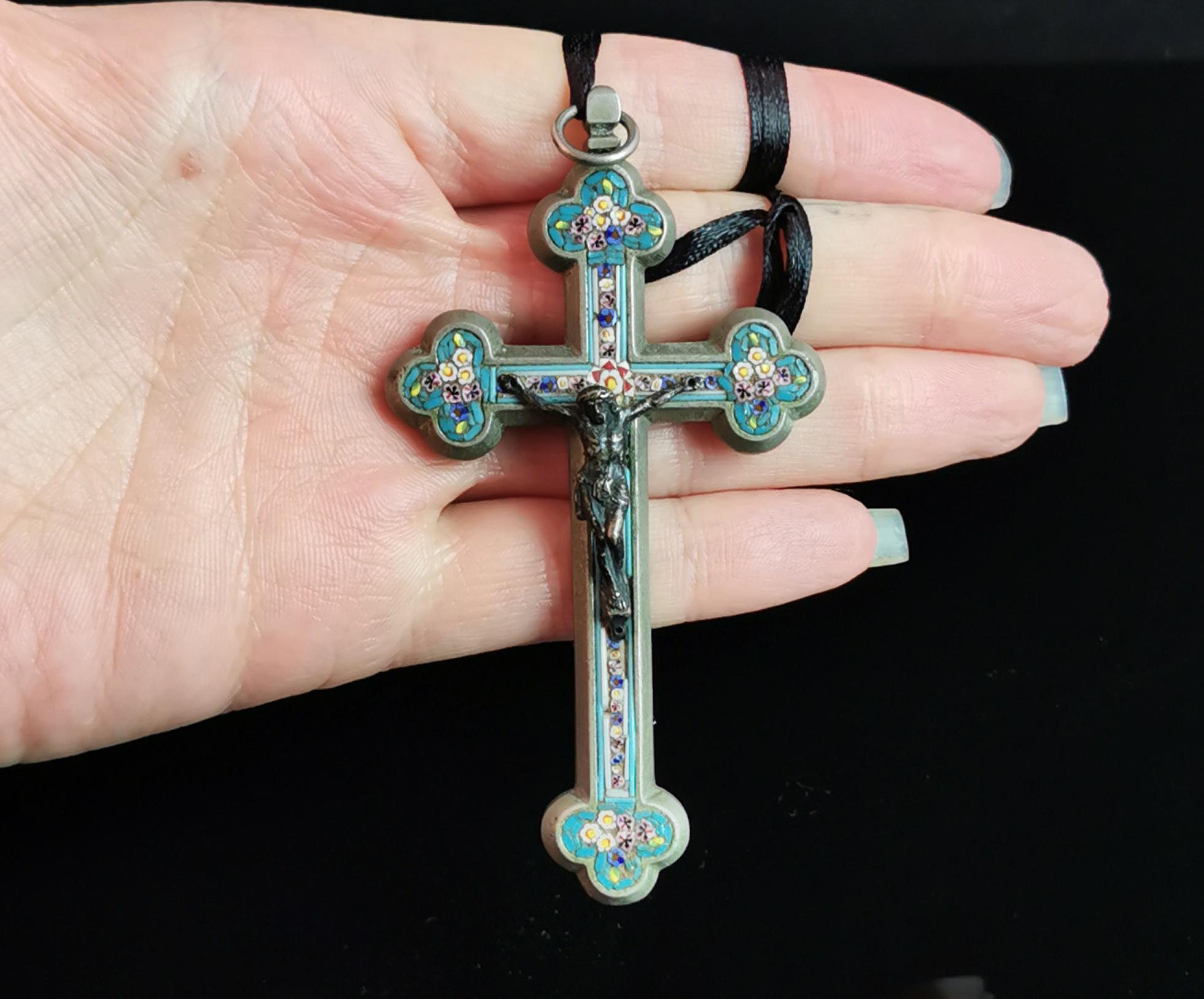 micro mosaic cross