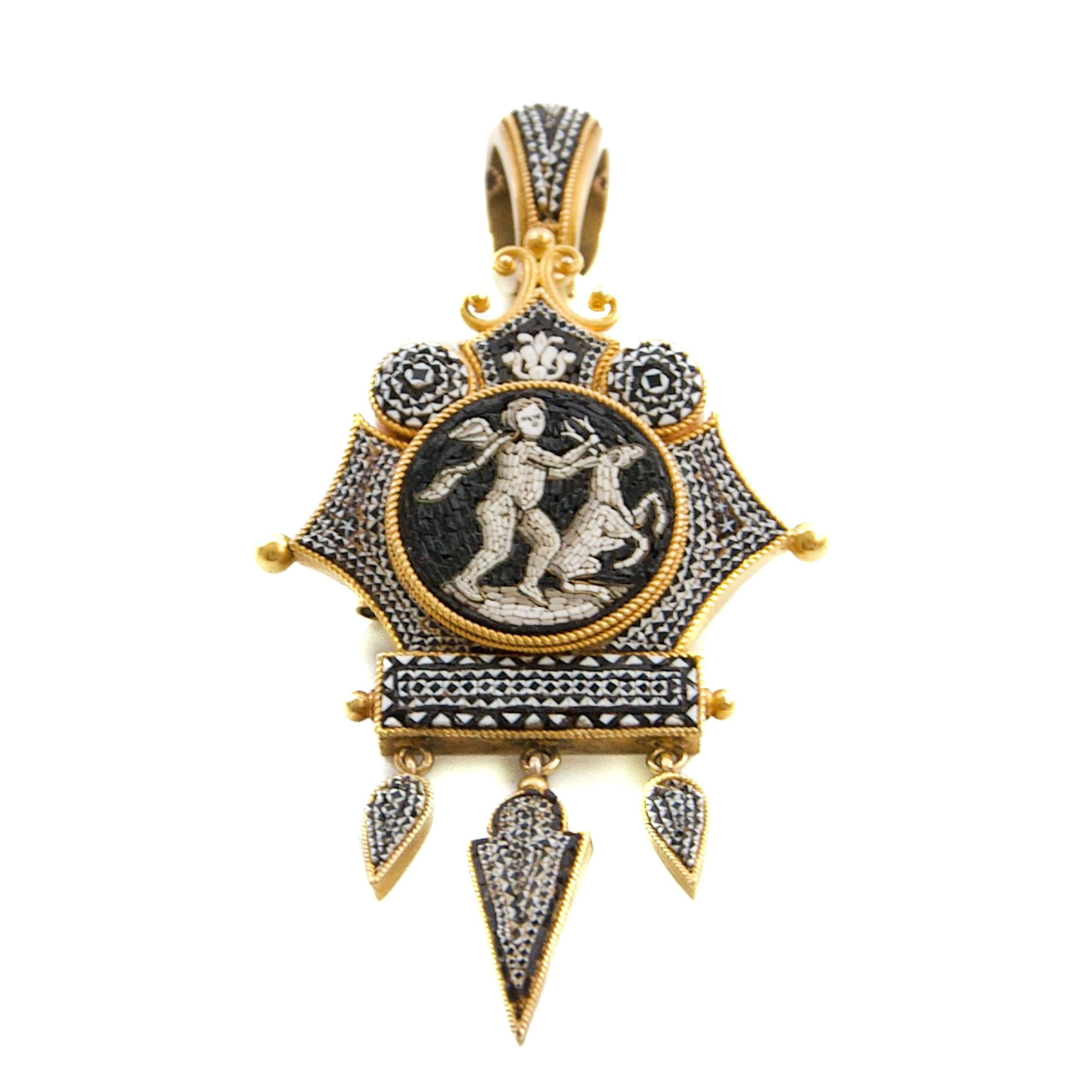 Antiker Mikromosaik-Anhänger Medaillon Brosche in 14K Gold, Grand Tour Epoche, 1850 (Hochviktorianisch) im Angebot