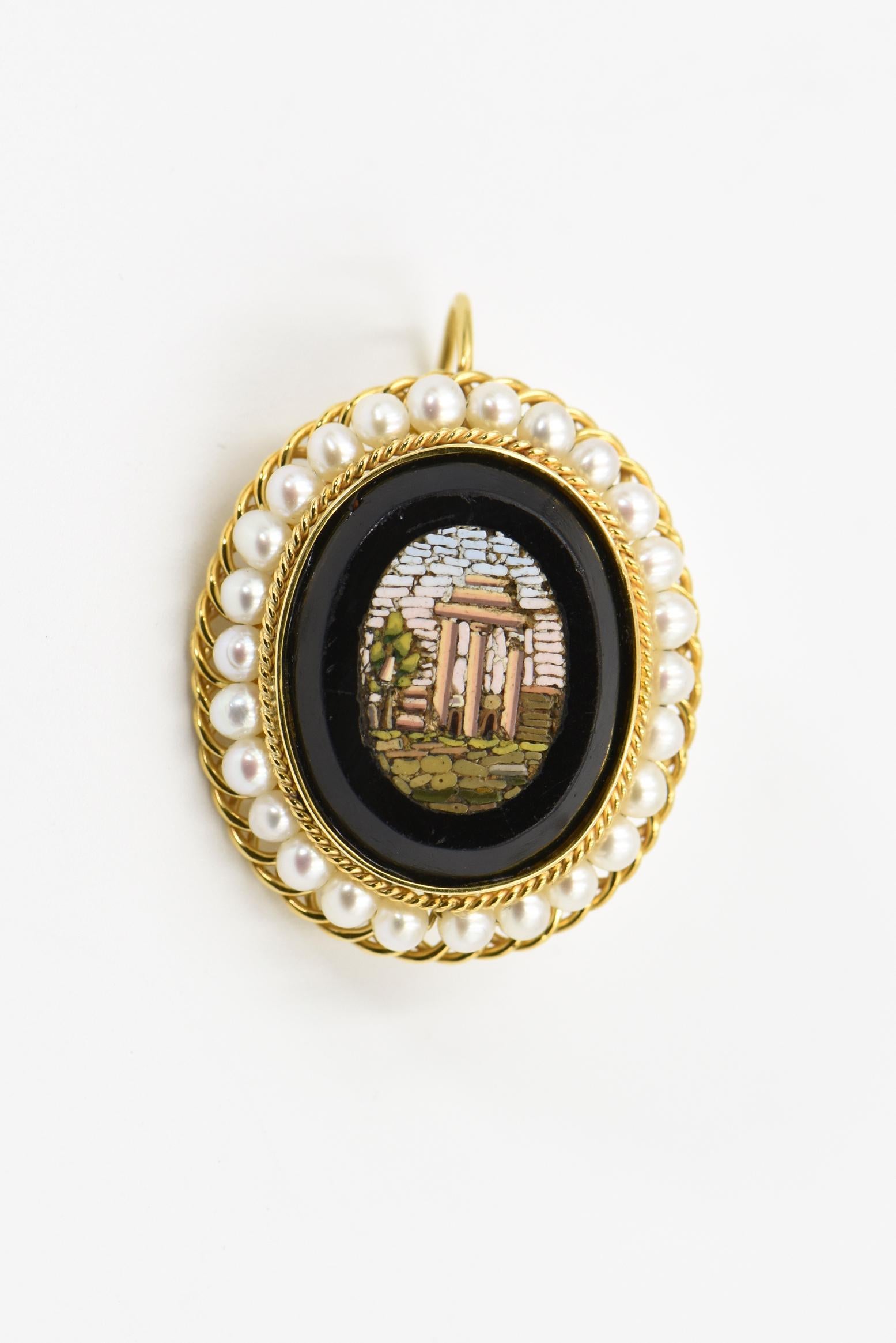 Antique Micromosaic Roman Architecture Scenes Pearl and Gold Earrings In Good Condition For Sale In Miami Beach, FL