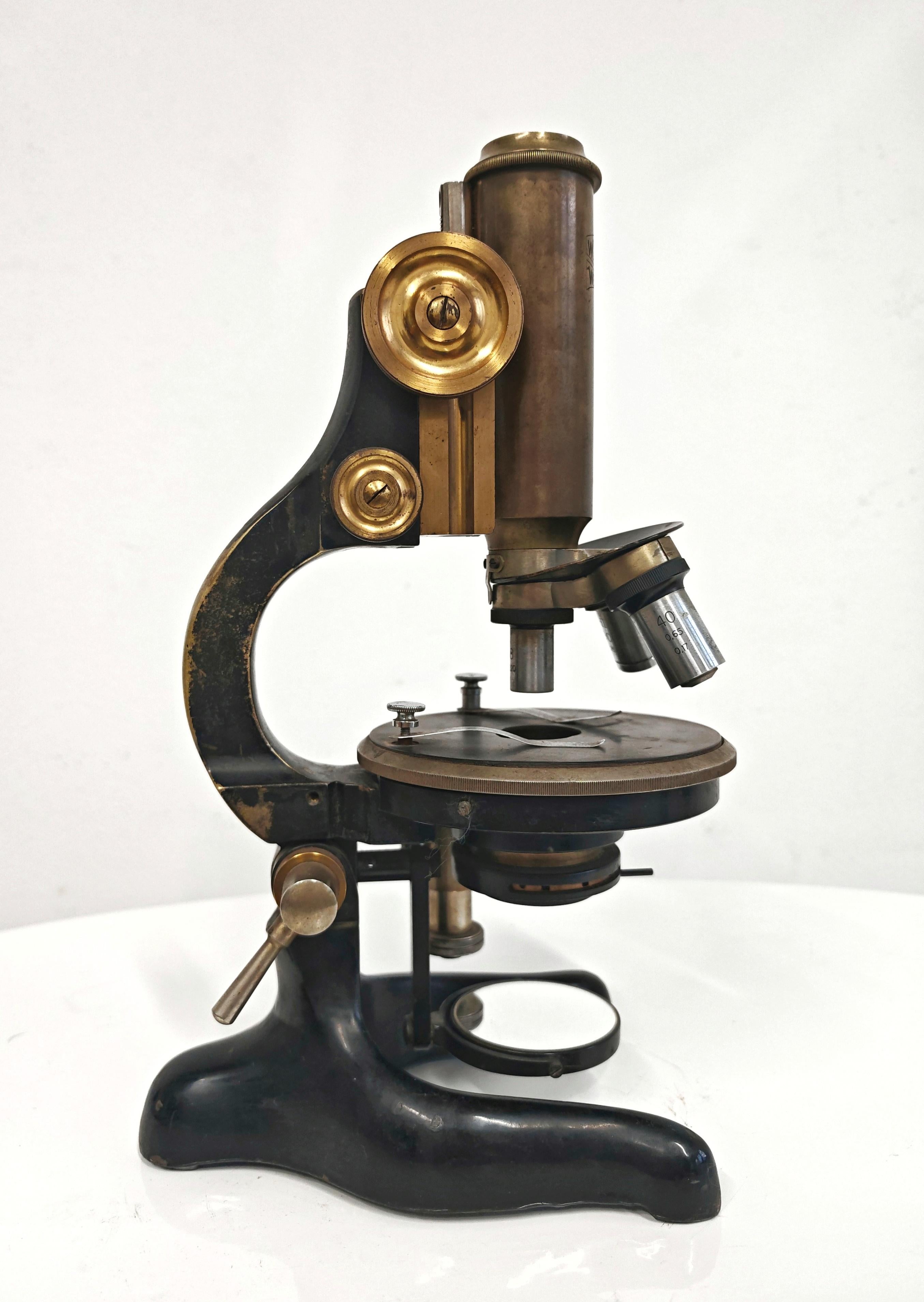 Antikes Mikroskop von W. Klein Wetzlar mit optischen Linsen von Carl Zeiss, Deutschland (Industriell) im Angebot