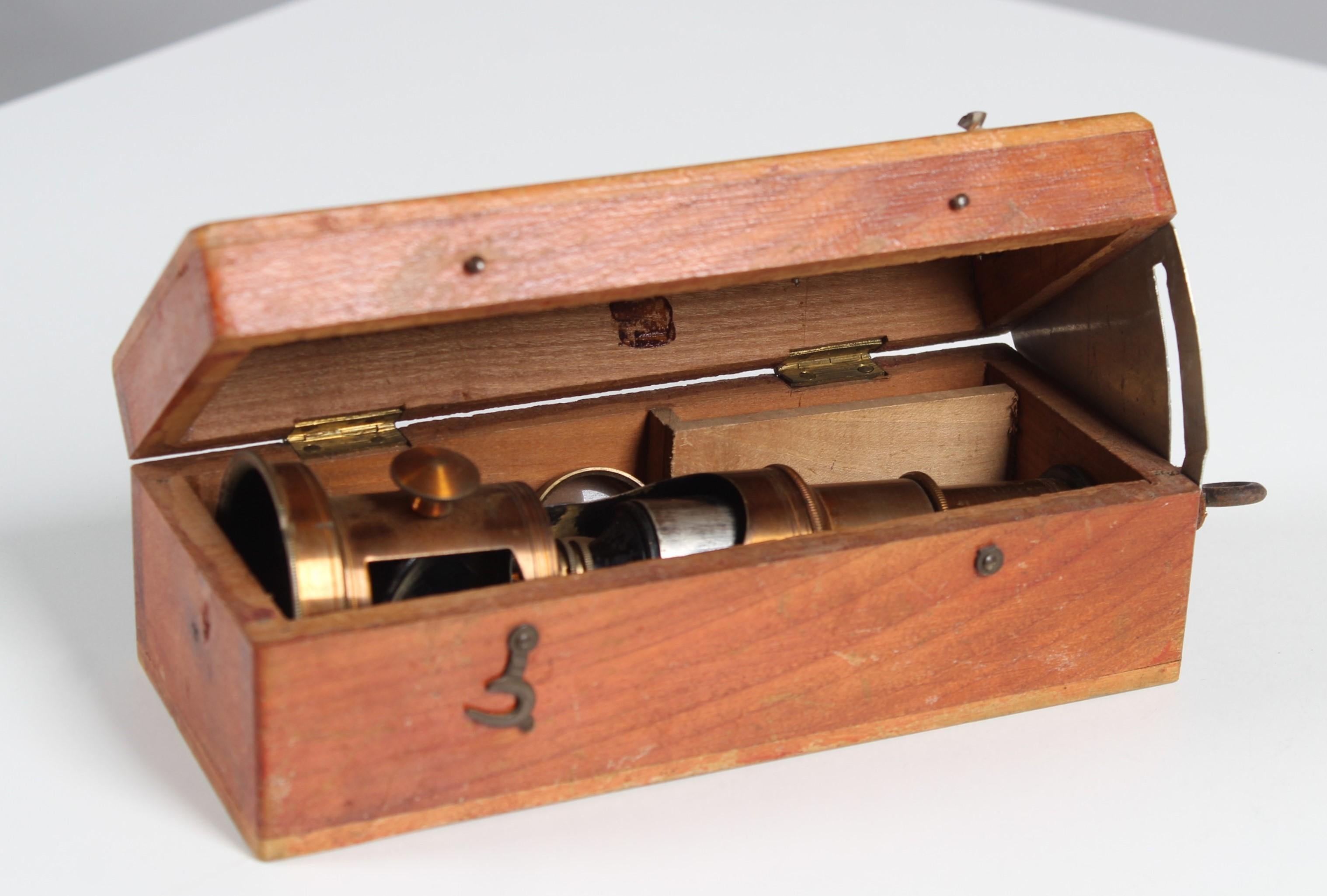 Antikes Mikroskop in Originalverpackung, um 1900 im Angebot 6