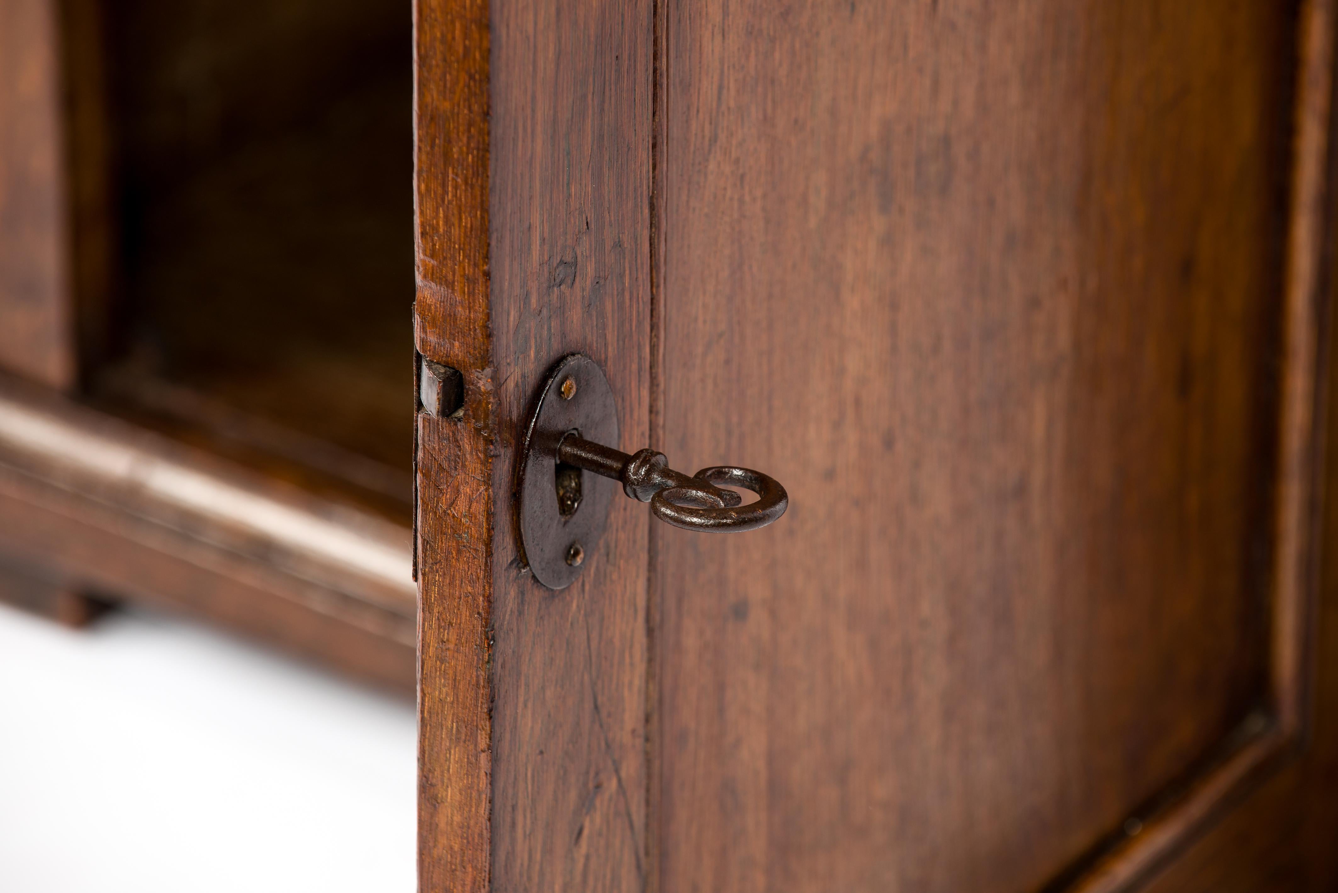 Antique mid 18th century Dutch Renaissance solid oak single door cupboard For Sale 1