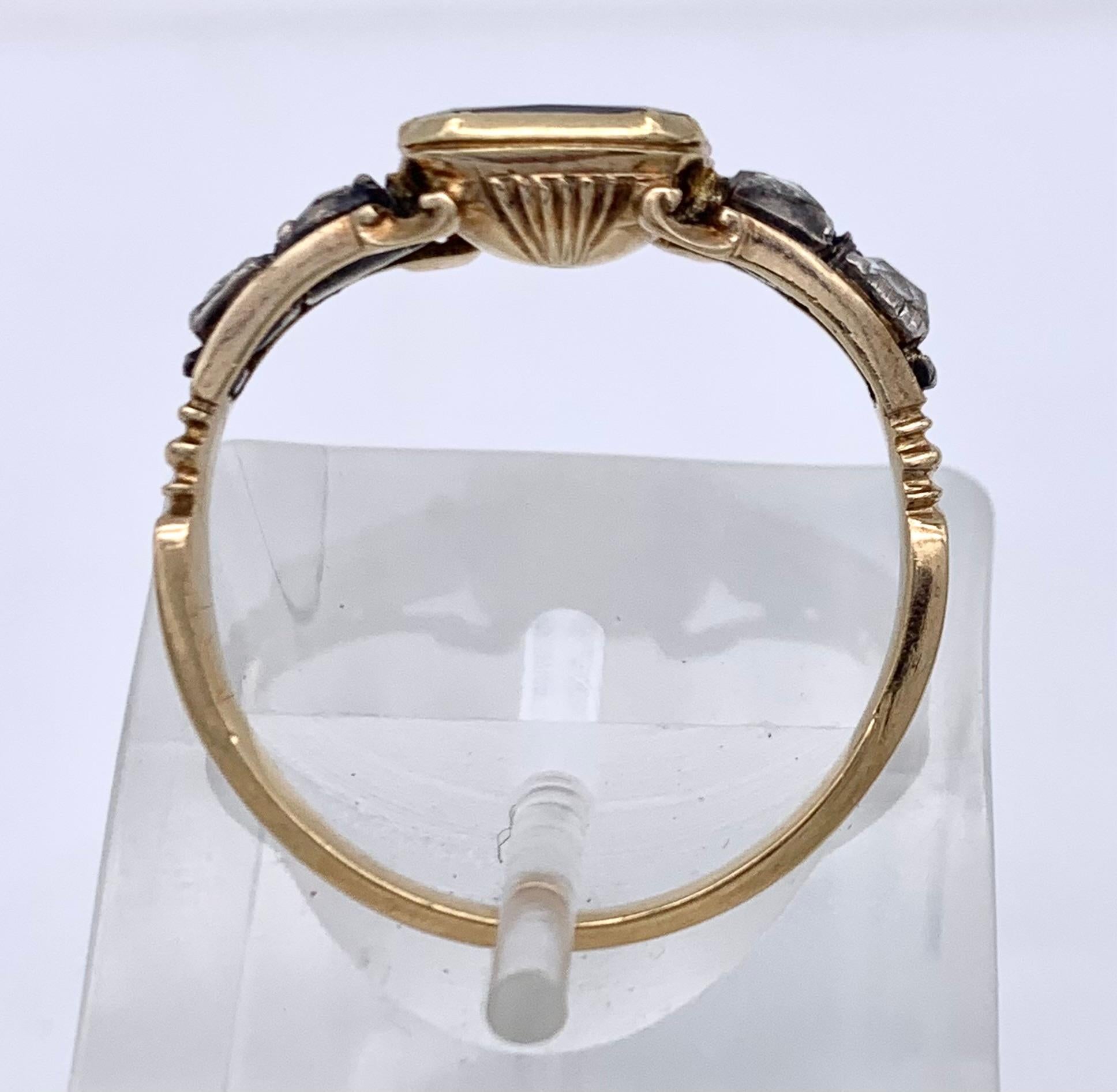 Women's Antique Mid 18th Century Garnet Diamond Gold Ring