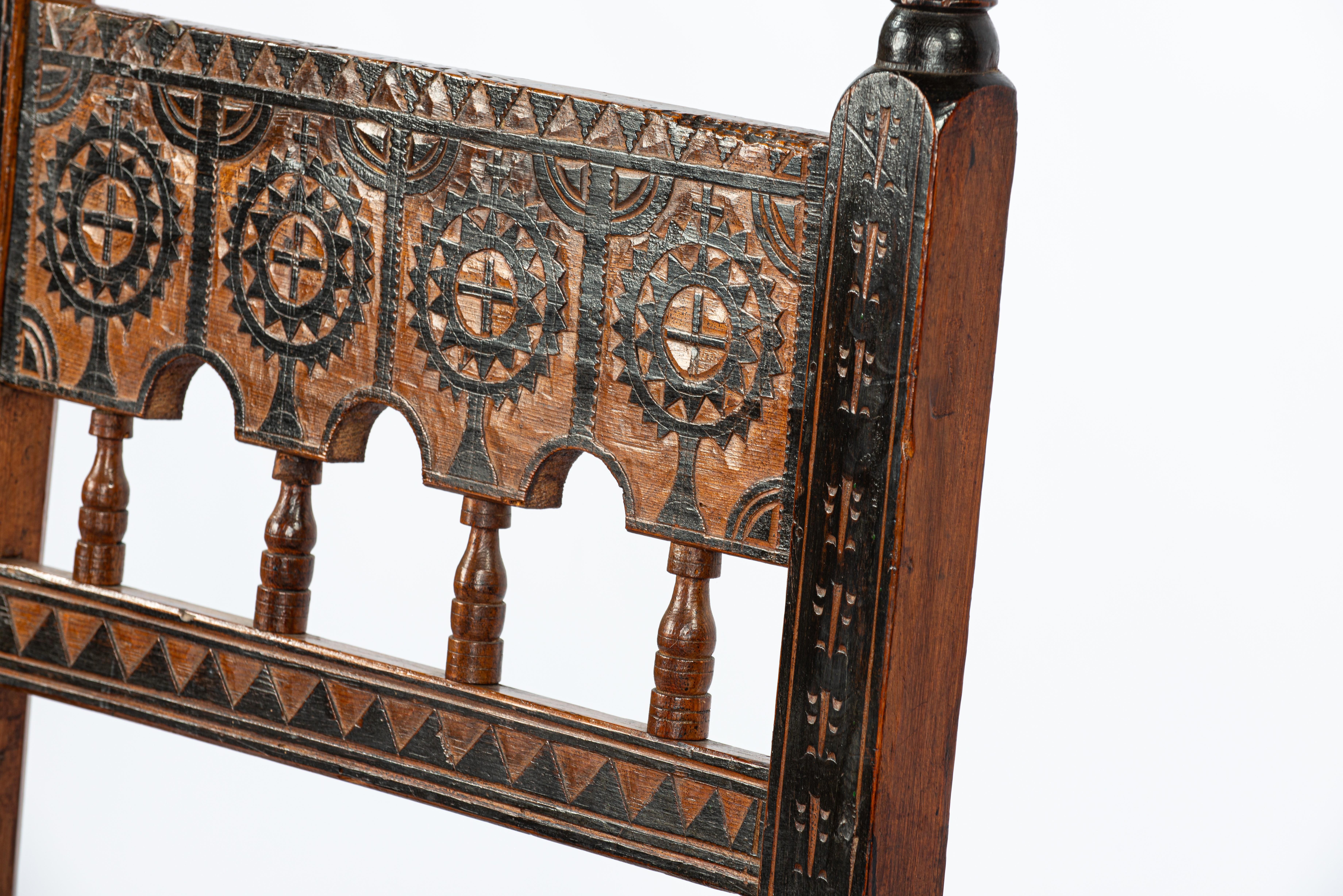 Antique mid 18th Century Large Spanish Pinewood Carved Arm chair or Fauteuil For Sale 11