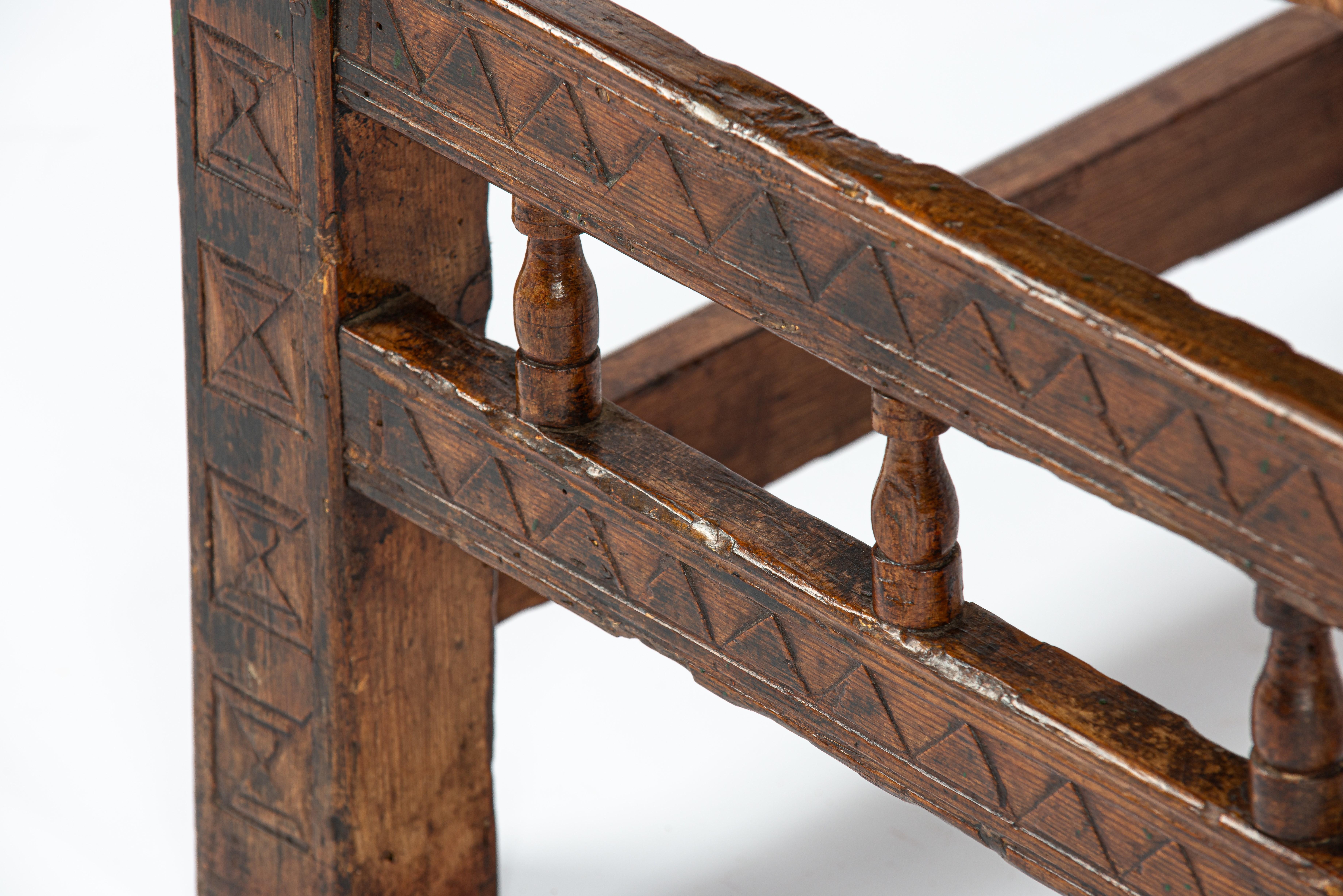Antique mid 18th Century Large Spanish Pinewood Carved Arm chair or Fauteuil For Sale 12