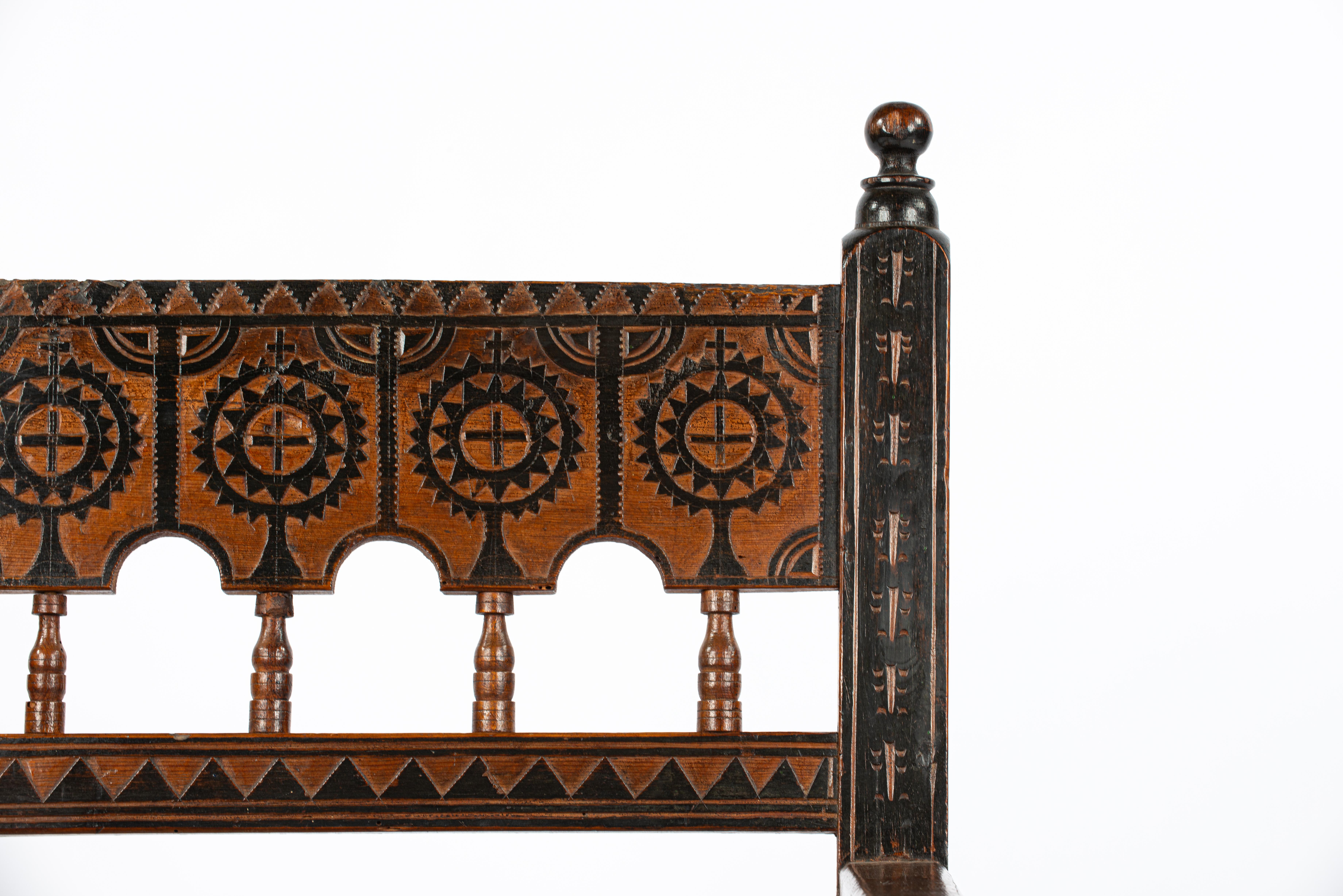 Antique mid 18th Century Large Spanish Pinewood Carved Arm chair or Fauteuil For Sale 4