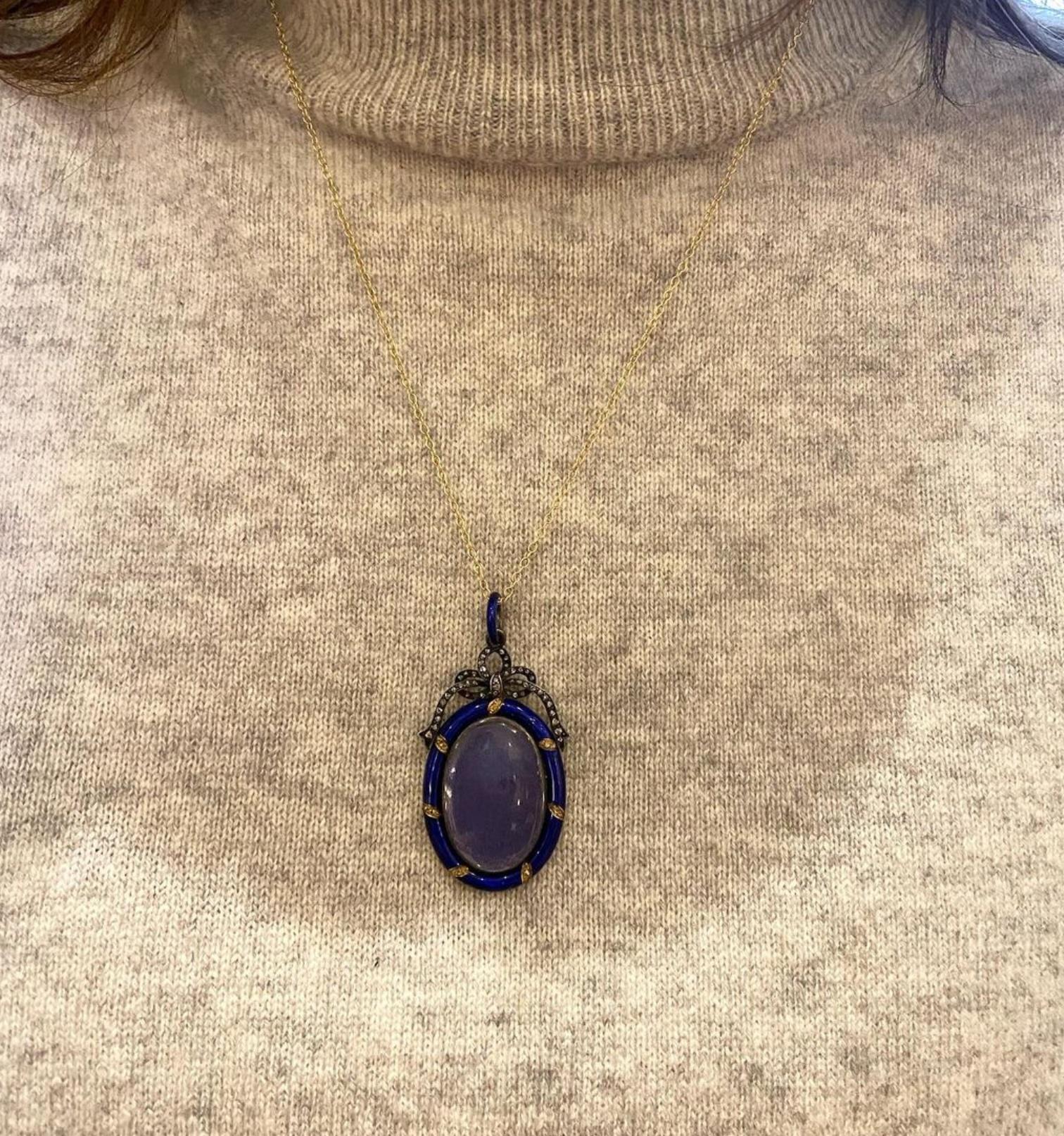 Antique Mid-19th Century Blue Enamel, Rose Diamond, and Gold Locket Pendant In Good Condition For Sale In New York, NY