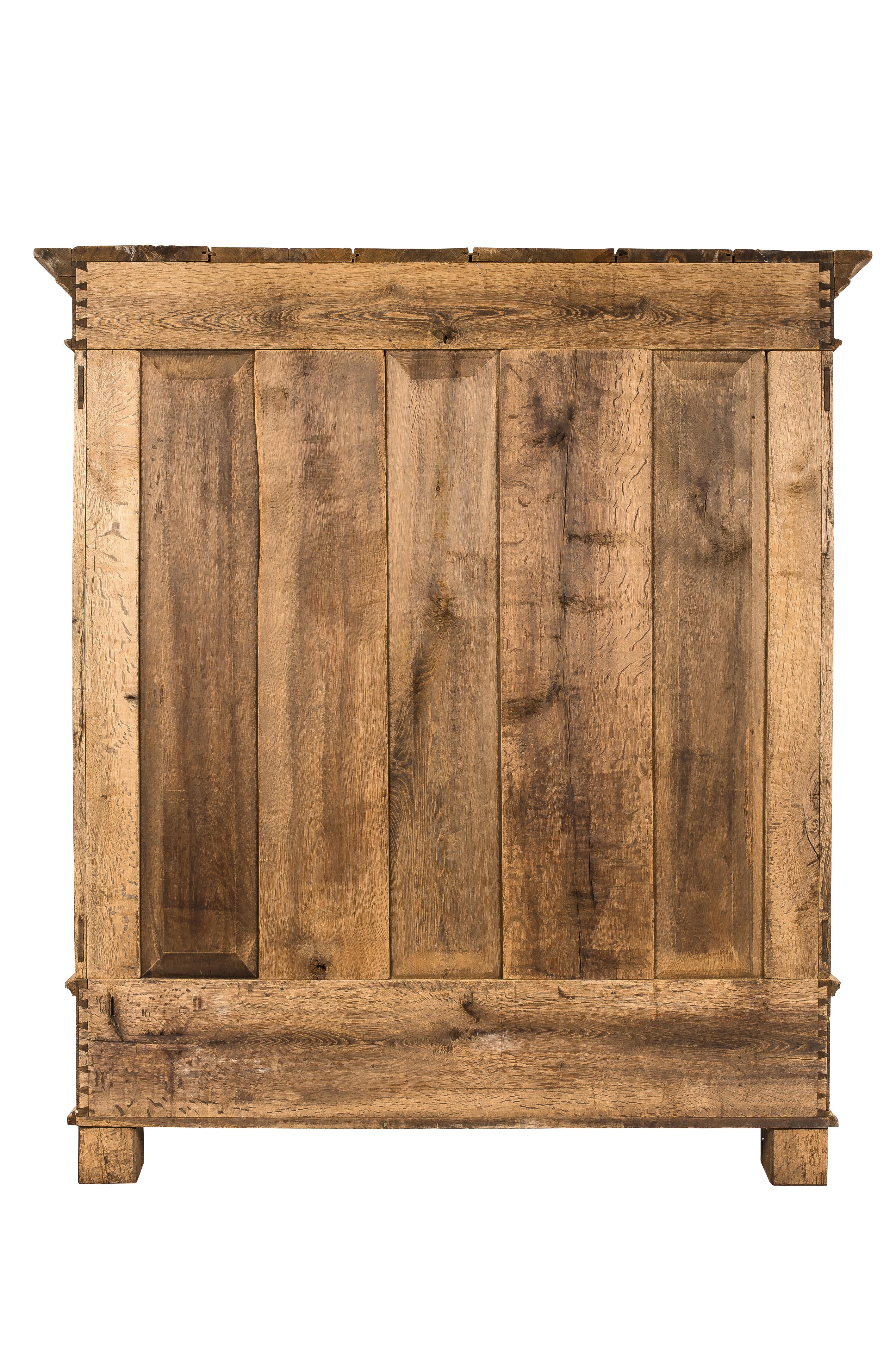 Antique Mid-19th Century German Solid Stripped Oak Two-Door Cabinet In Good Condition In Casteren, NL