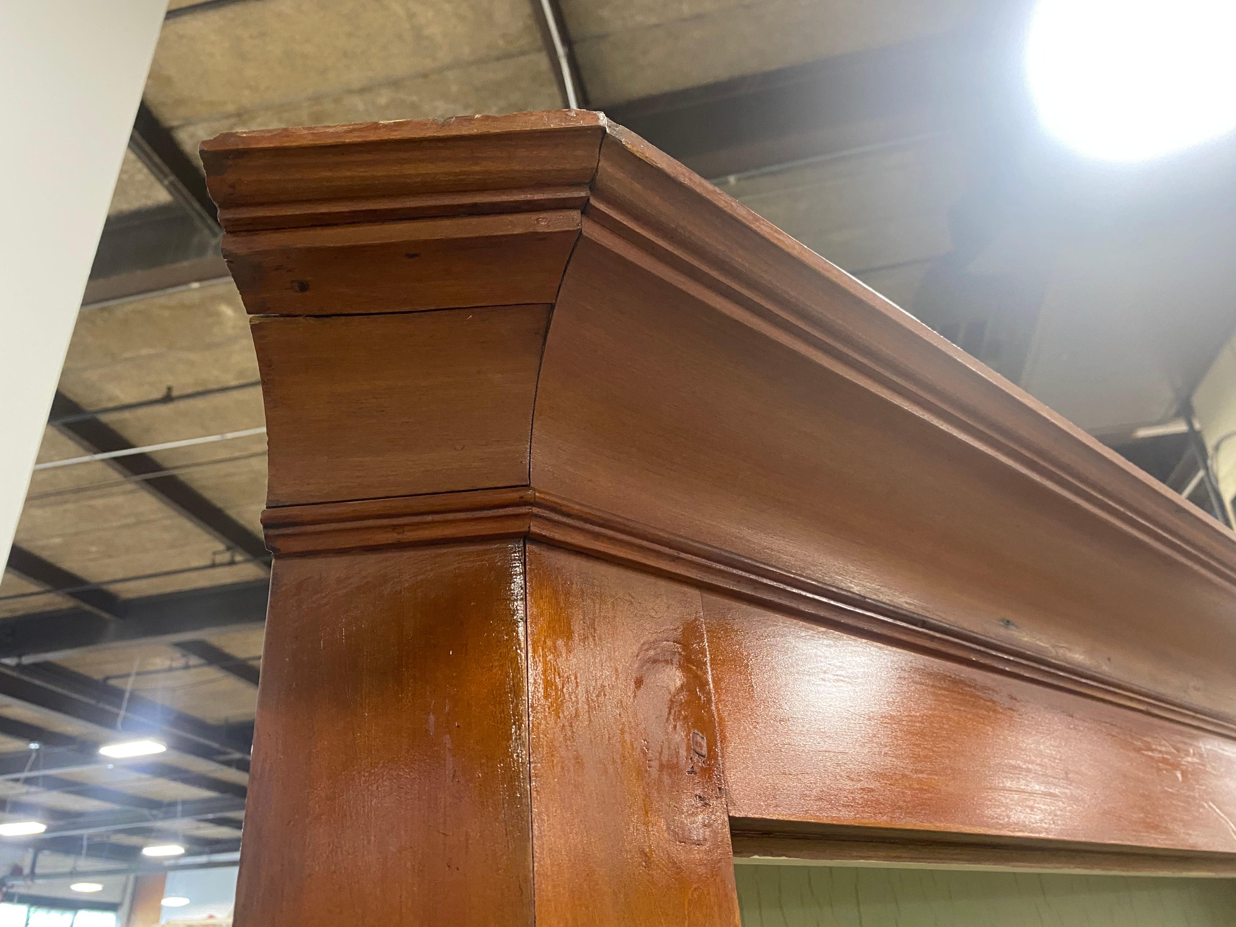 Antique mid 19th century handmade American Cherrywood corner cabinet In Good Condition In Allentown, PA