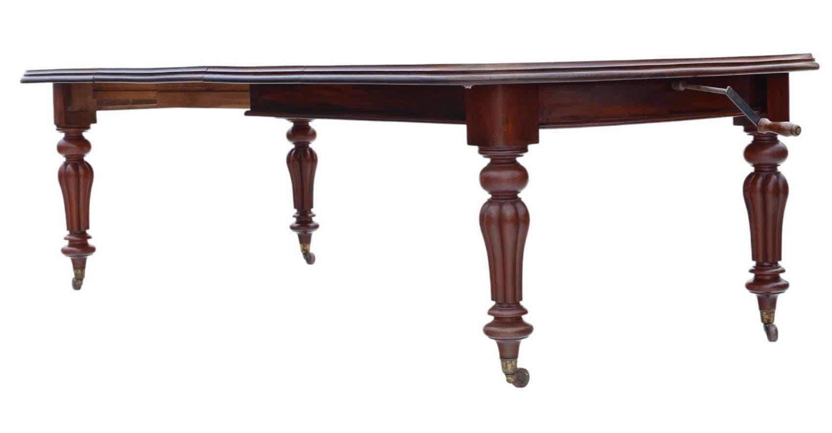 Antique Mid-19th Century Mahogany Extending Dining Table - Large, Fine Quality In Good Condition For Sale In Wisbech, Cambridgeshire